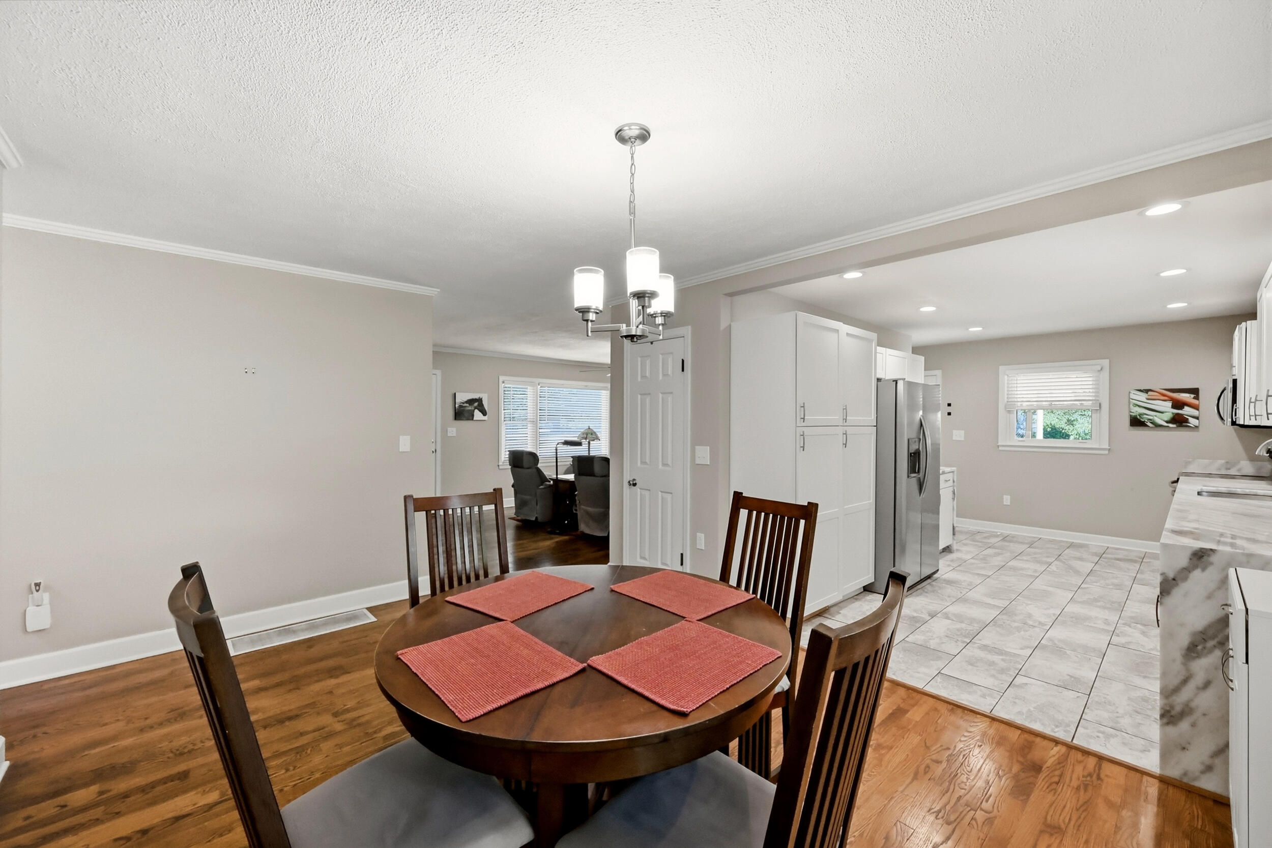 525 Mohegan Trail Property Photo 8