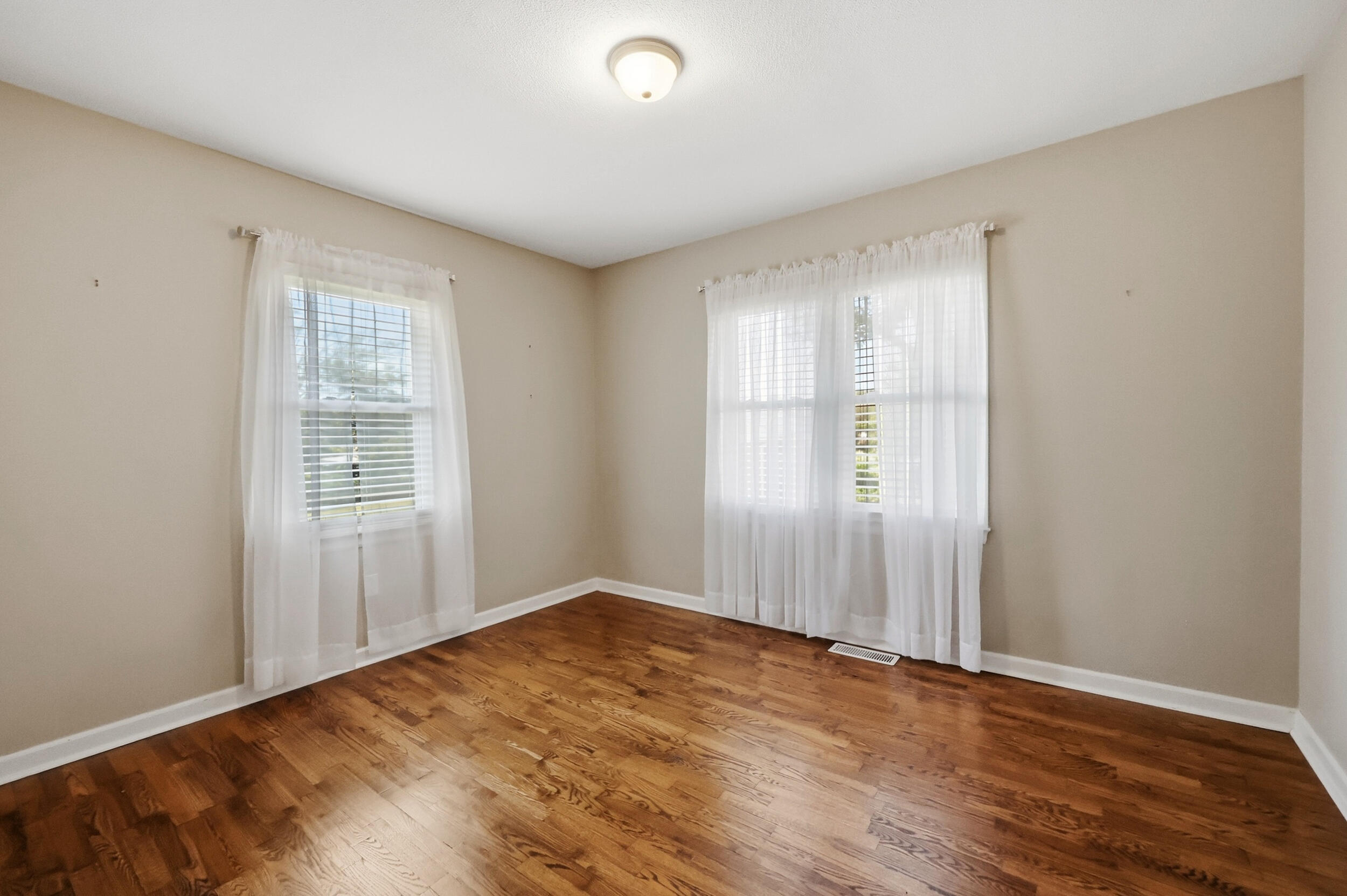 525 Mohegan Trail Property Photo 19