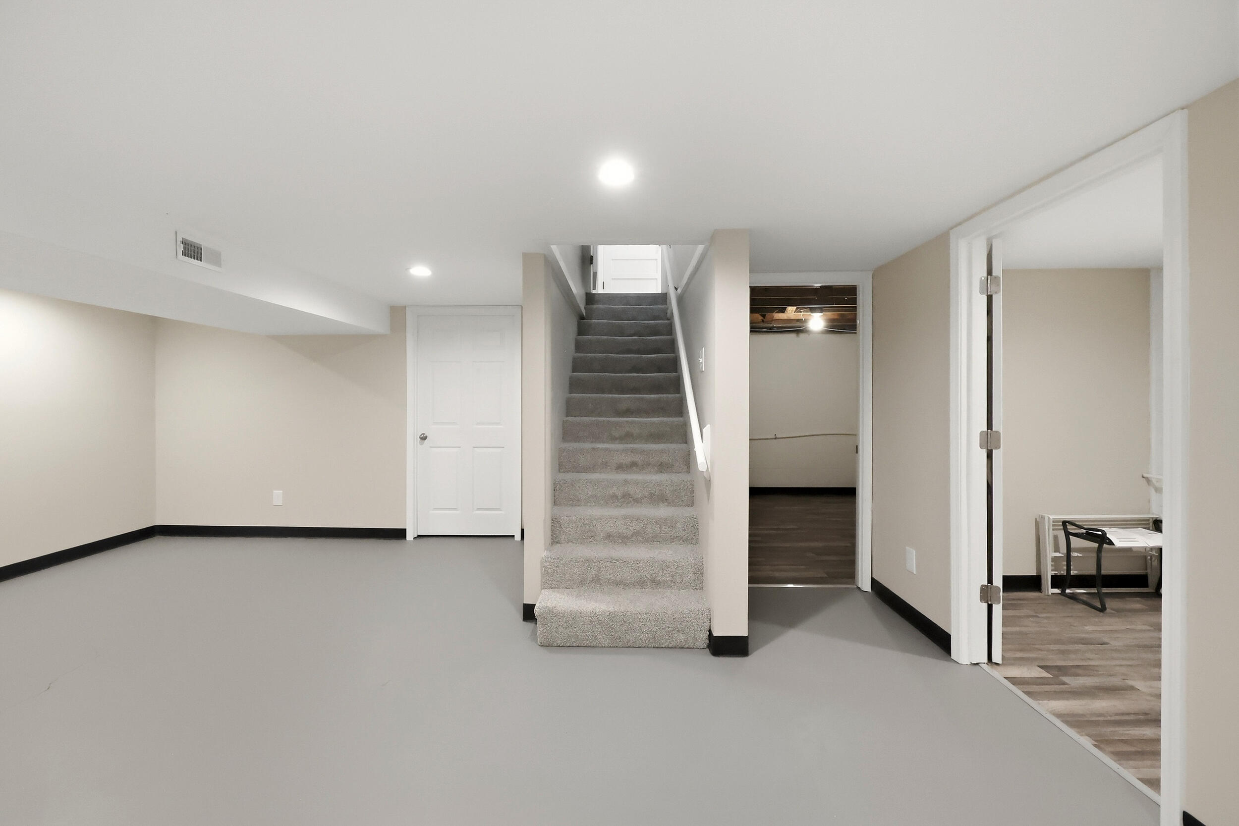 525 Mohegan Trail Property Photo 21