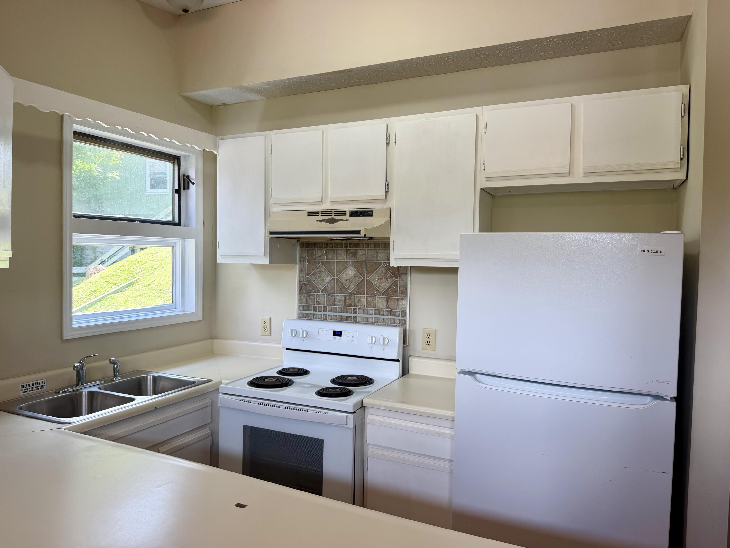 151 Weslee Way 5 Property Photo 4