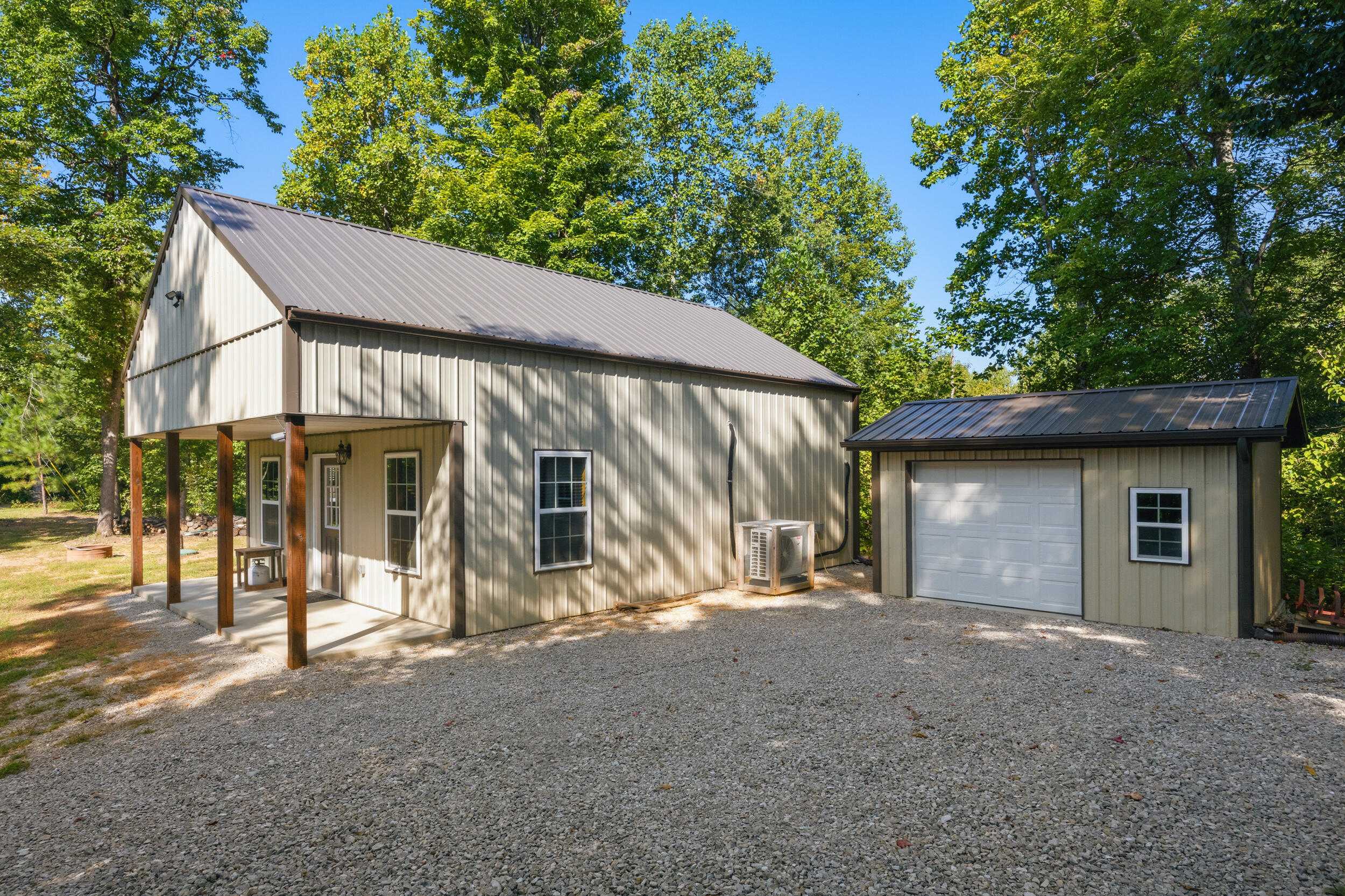 1562 High Ridge Road Property Photo 5