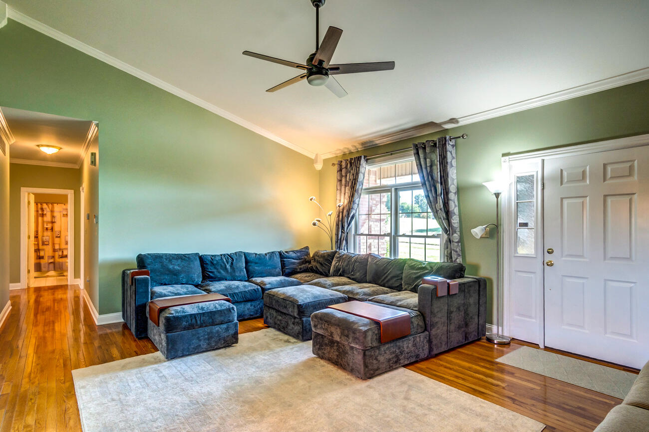 3008 Woodfield Circle Property Photo 23