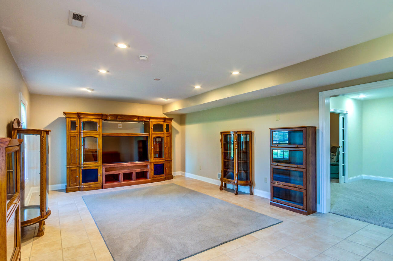 3008 Woodfield Circle Property Photo 43