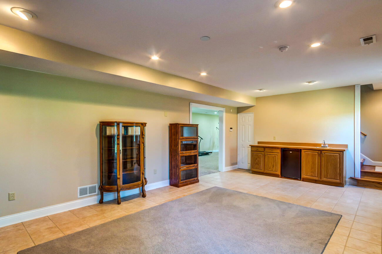 3008 Woodfield Circle Property Photo 46