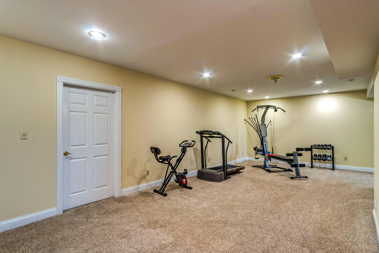 3008 Woodfield Circle Property Photo 47