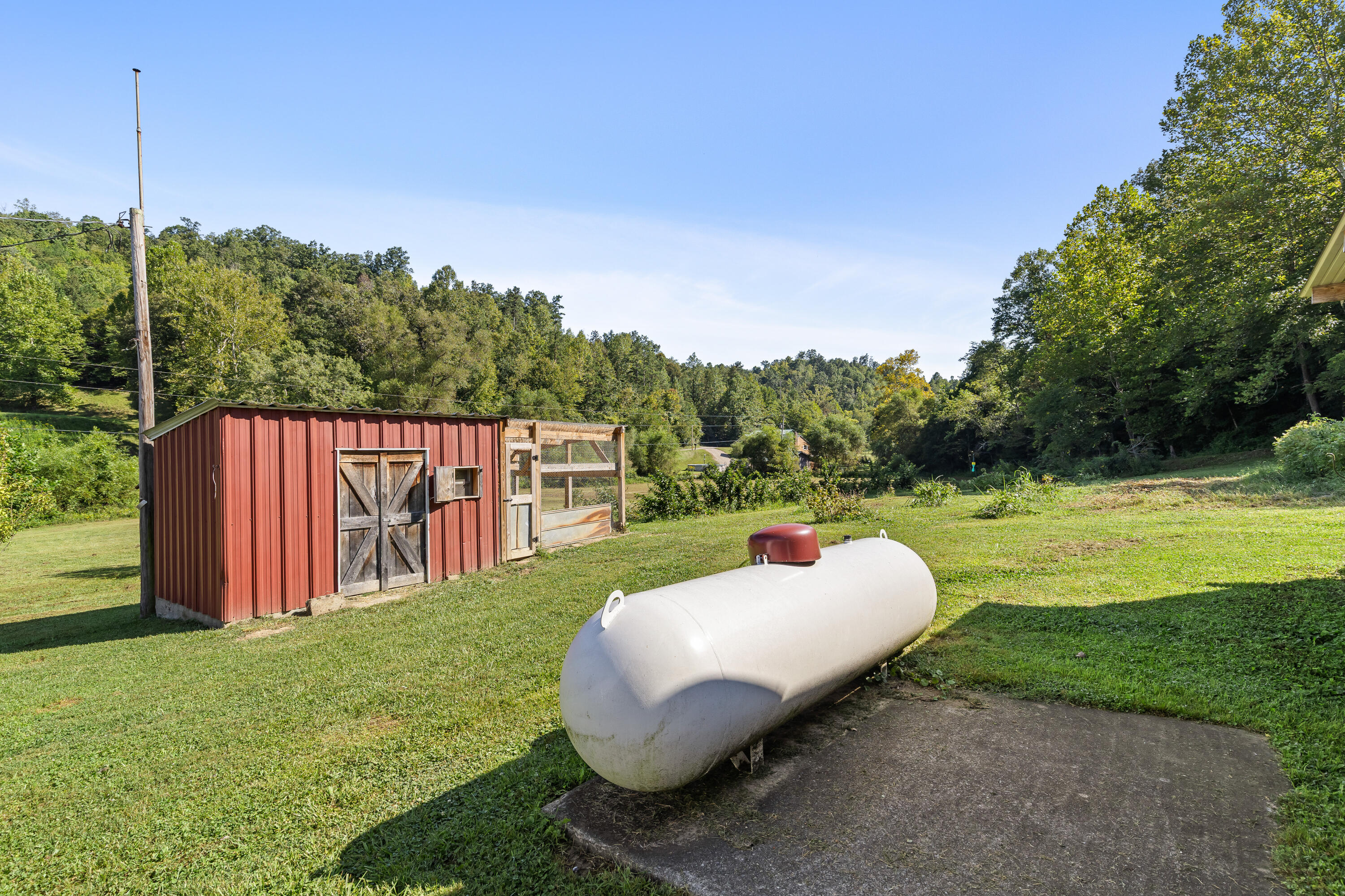 1401 Ky-437 Property Photo 50