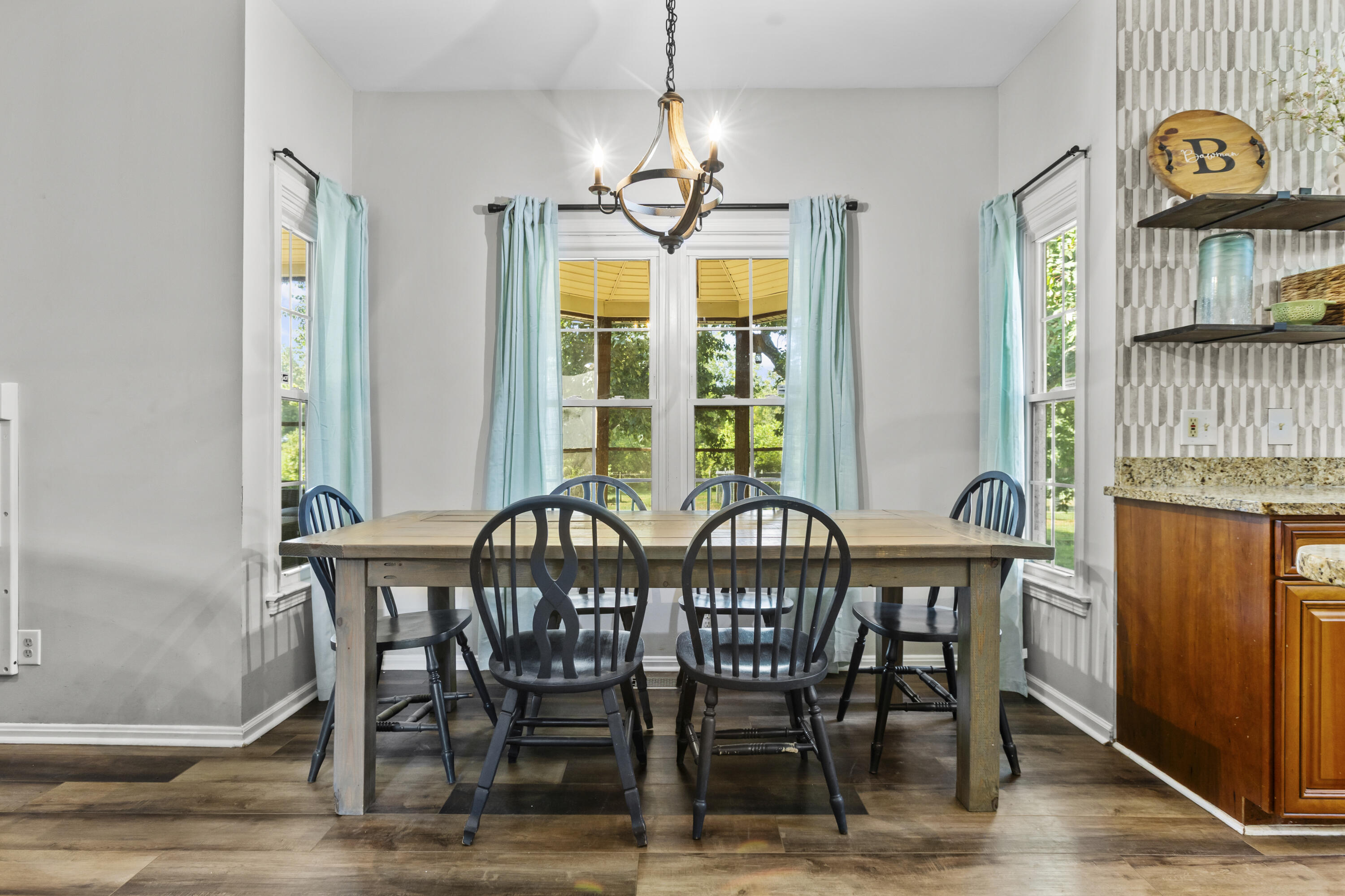 105 Amy Lane Property Photo 16