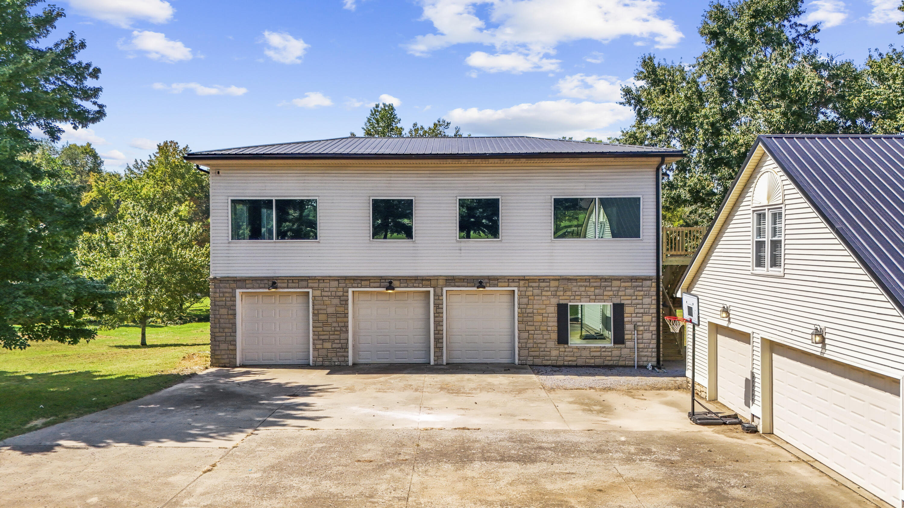 105 Amy Lane Property Photo 43