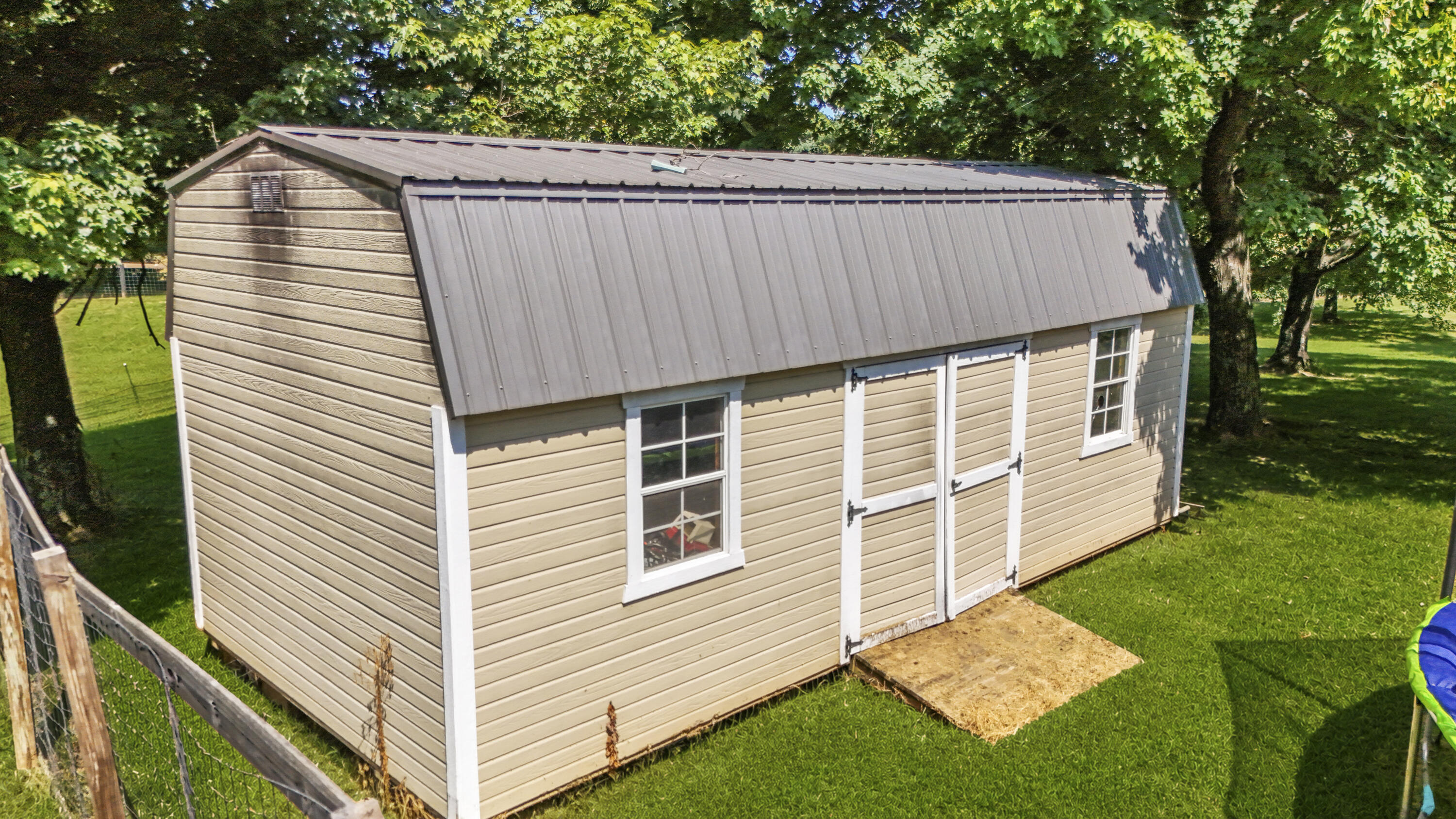 105 Amy Lane Property Photo 46