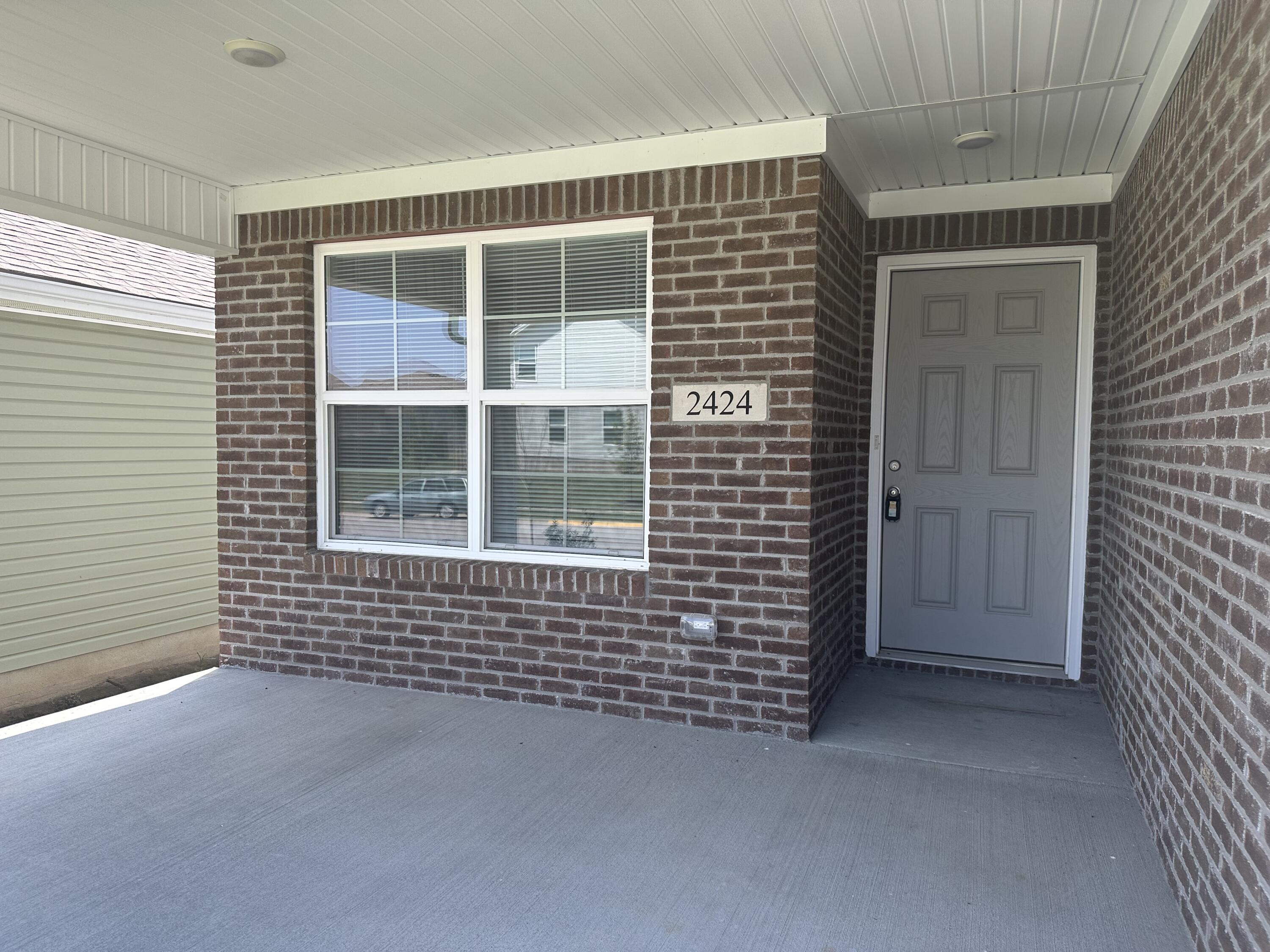 2424 Feathersound #a Way Property Photo 3