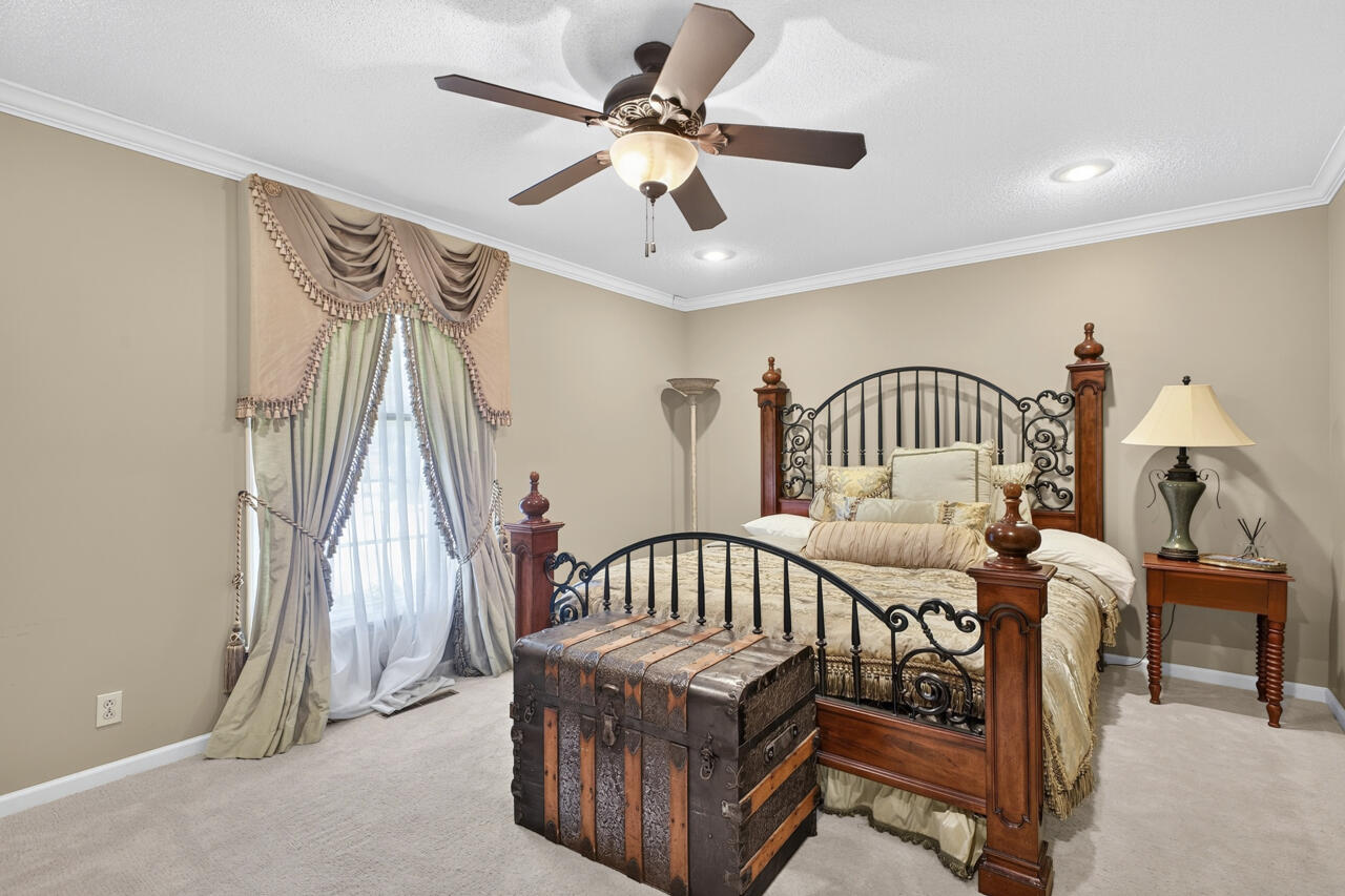 1002 County Cork Drive Property Photo 25