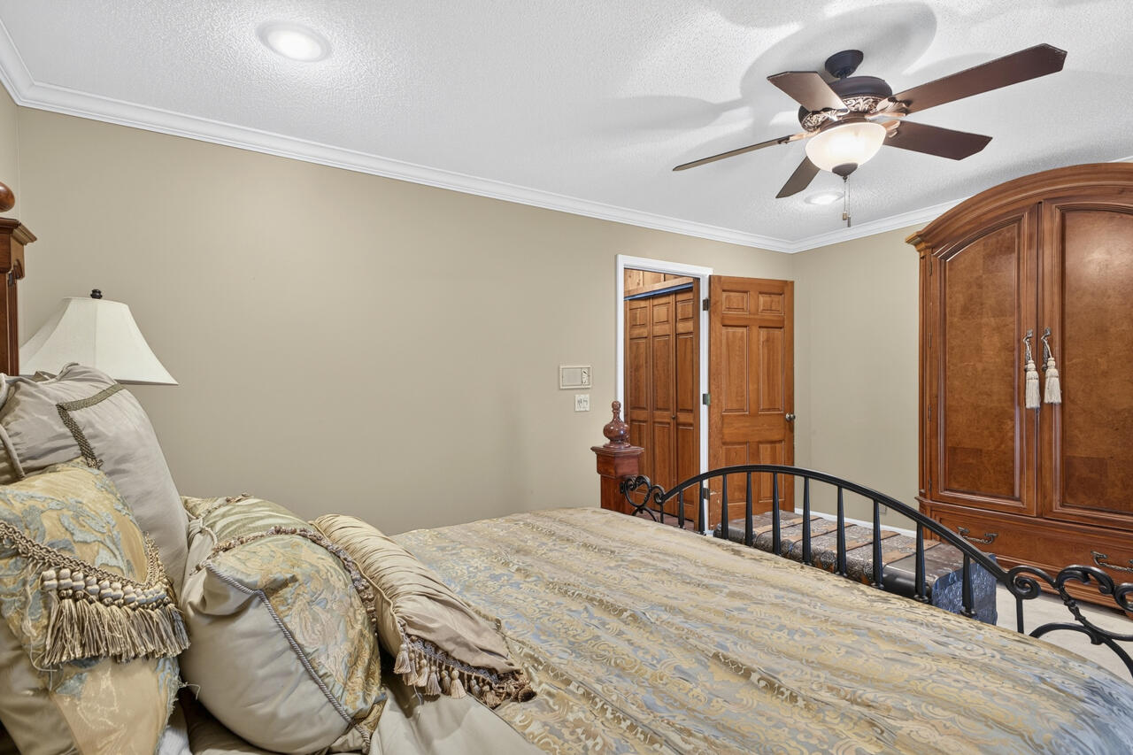 1002 County Cork Drive Property Photo 26