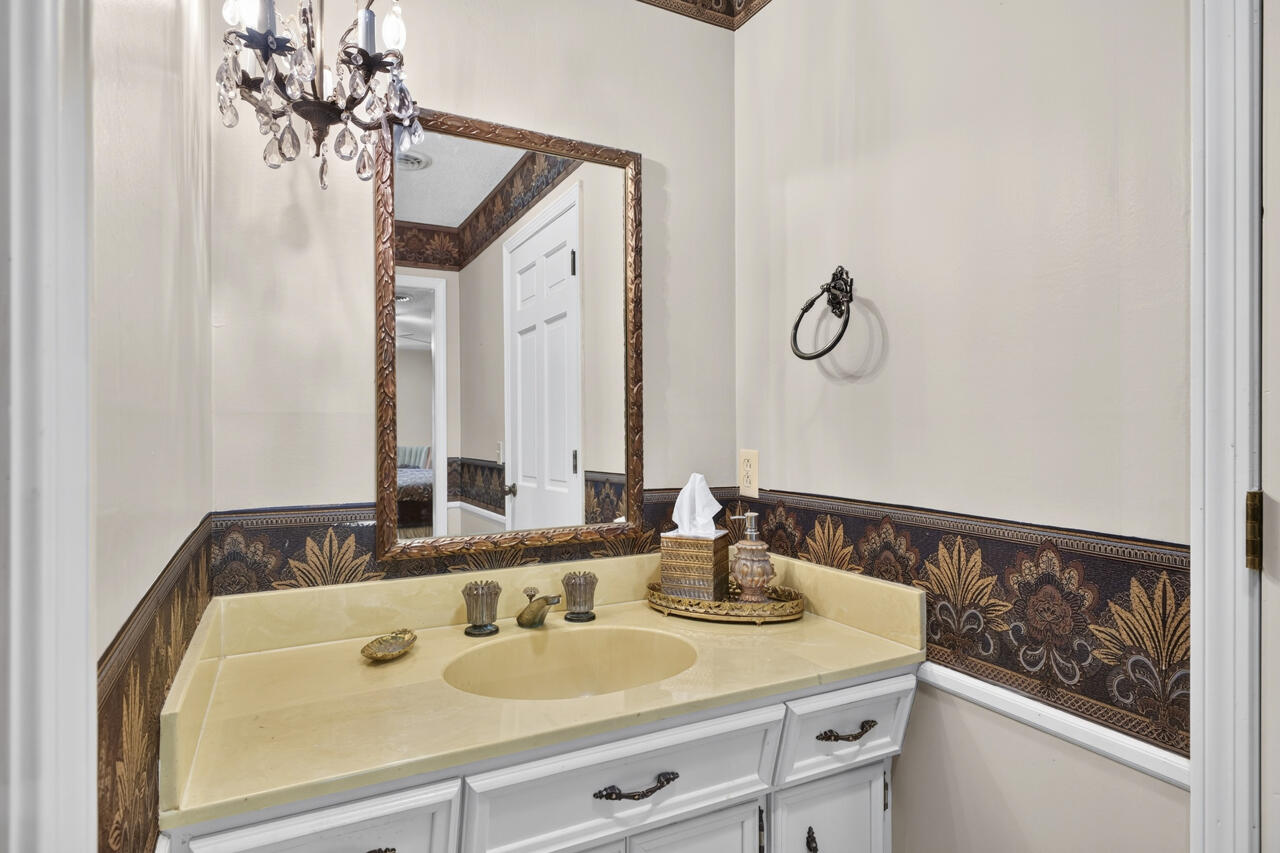 1002 County Cork Drive Property Photo 34