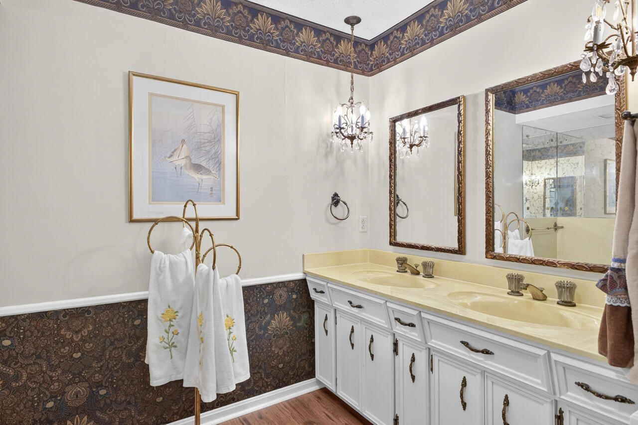 1002 County Cork Drive Property Photo 35