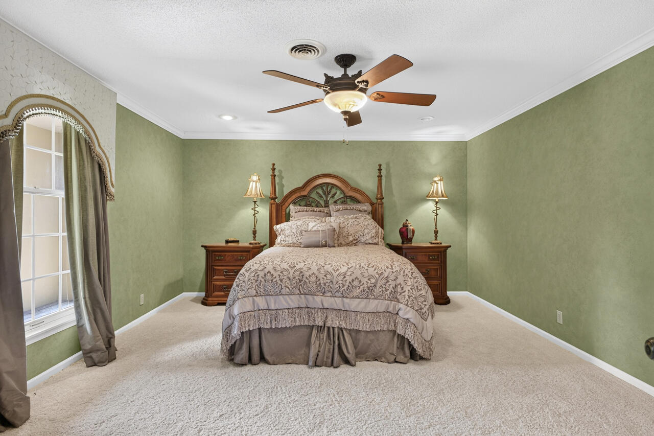 1002 County Cork Drive Property Photo 39