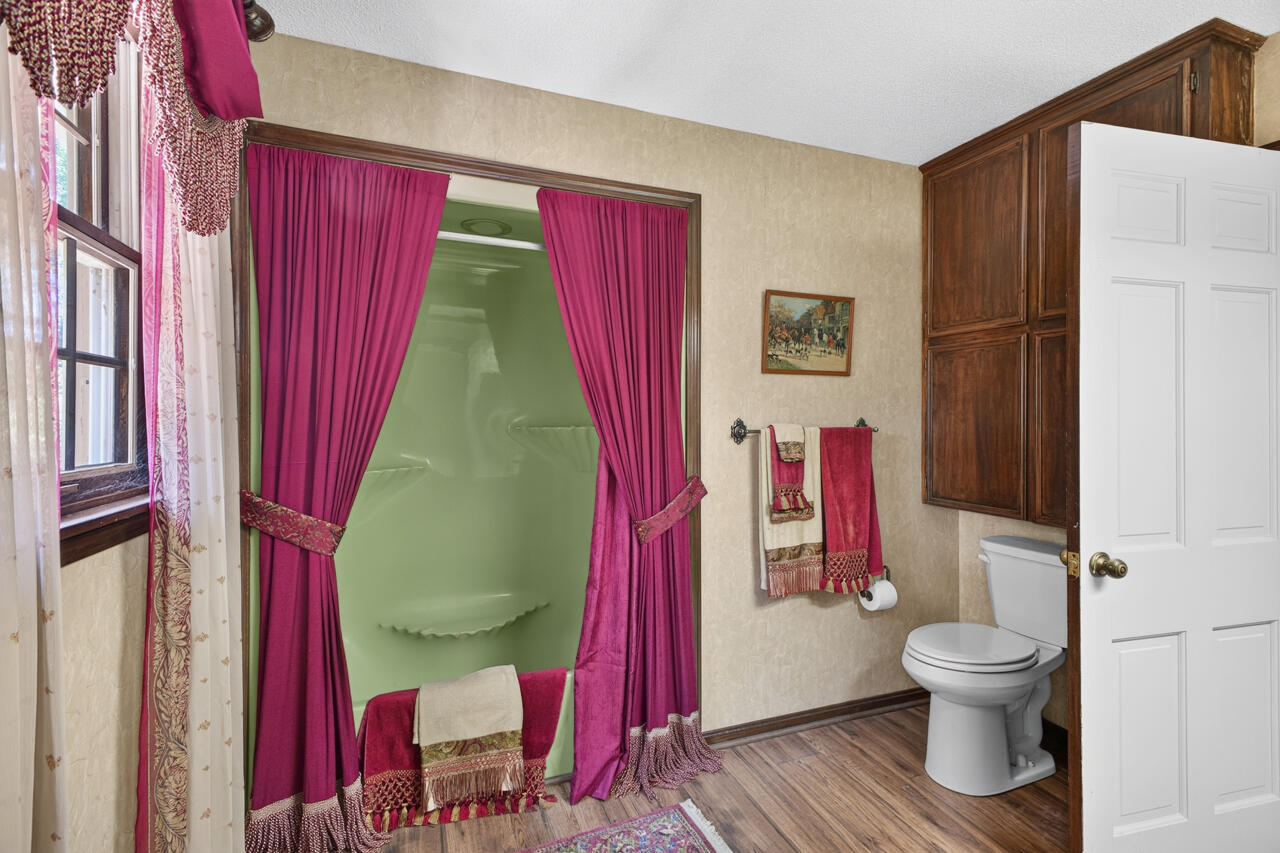 1002 County Cork Drive Property Photo 43