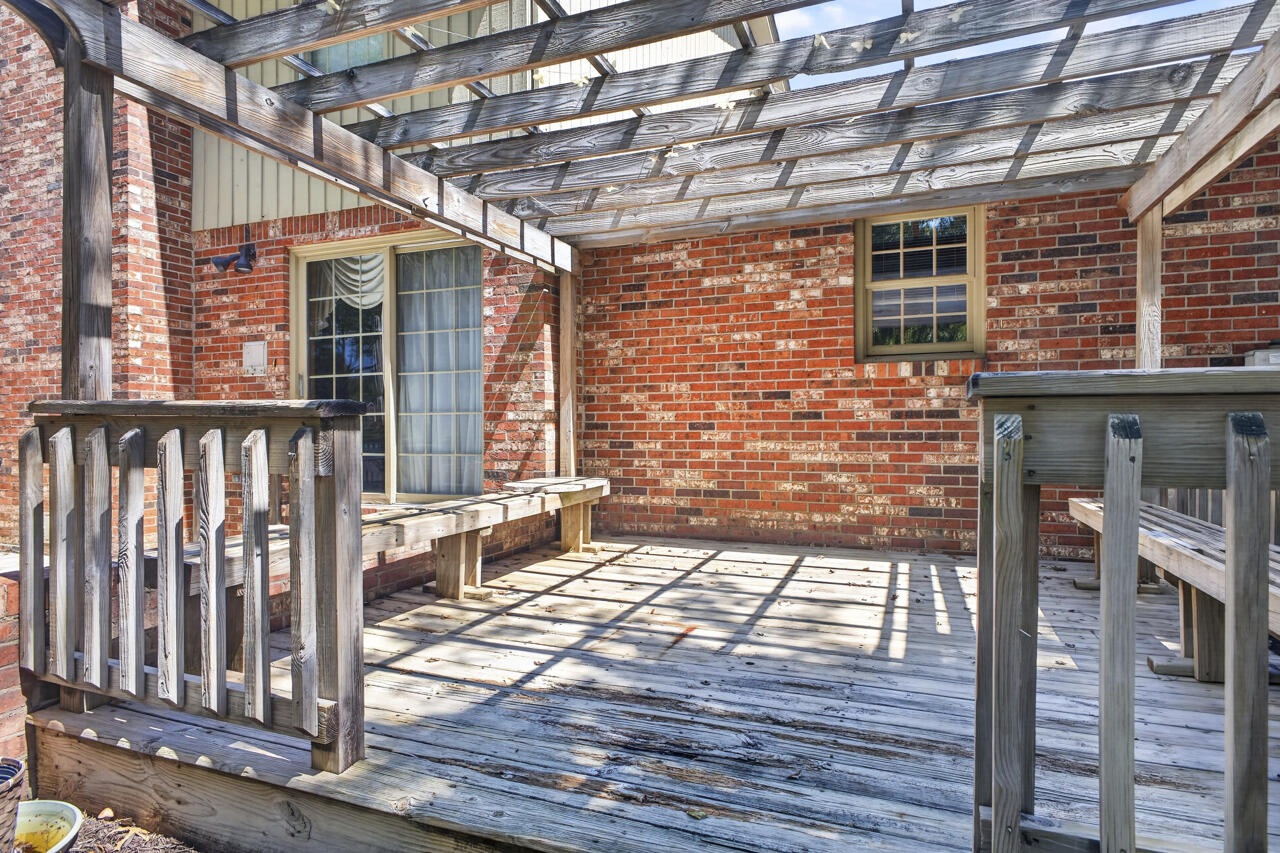 1002 County Cork Drive Property Photo 49