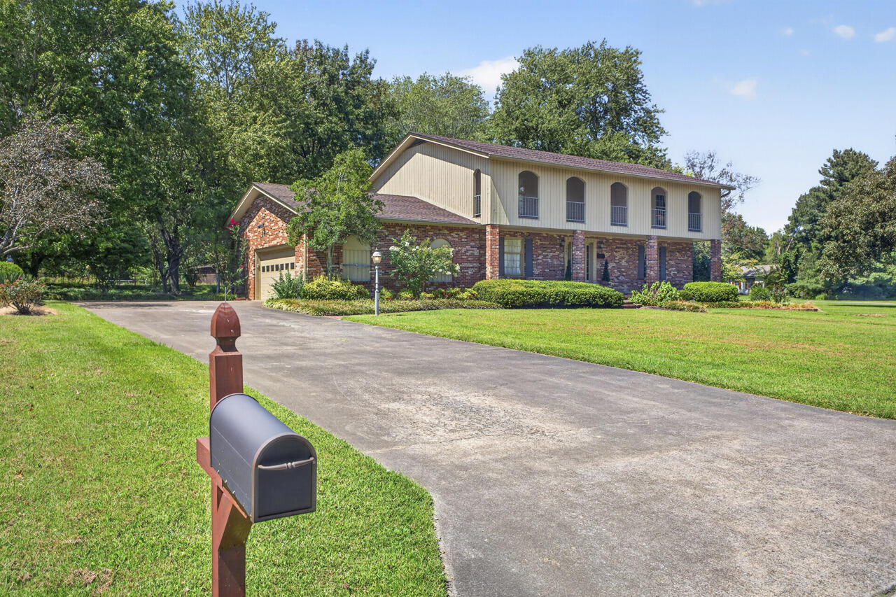 1002 County Cork Drive Property Photo 53