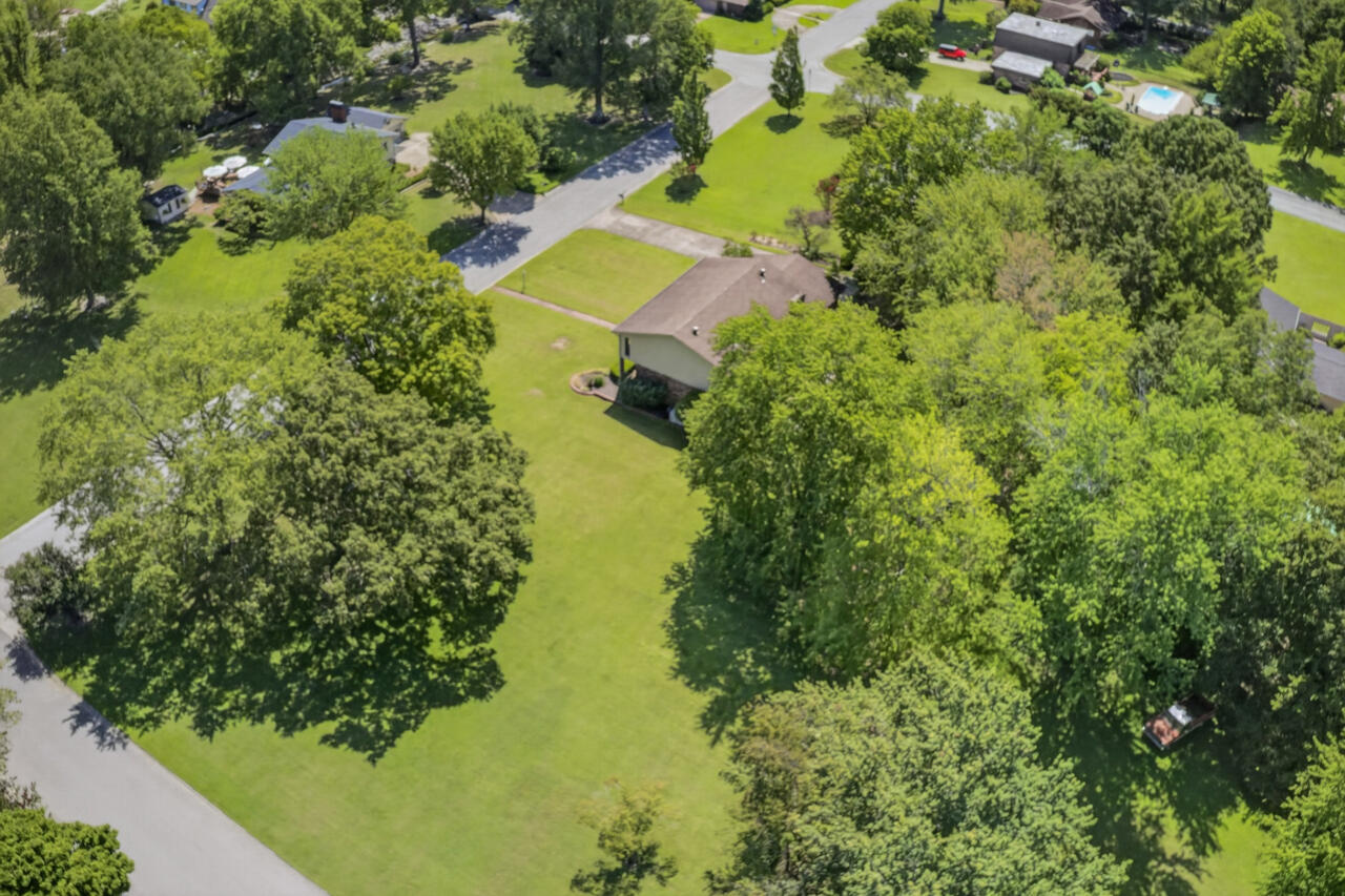 1002 County Cork Drive Property Photo 58