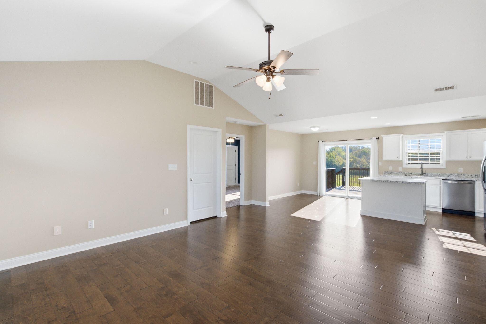 534 Southern Cross Drive Property Photo 16