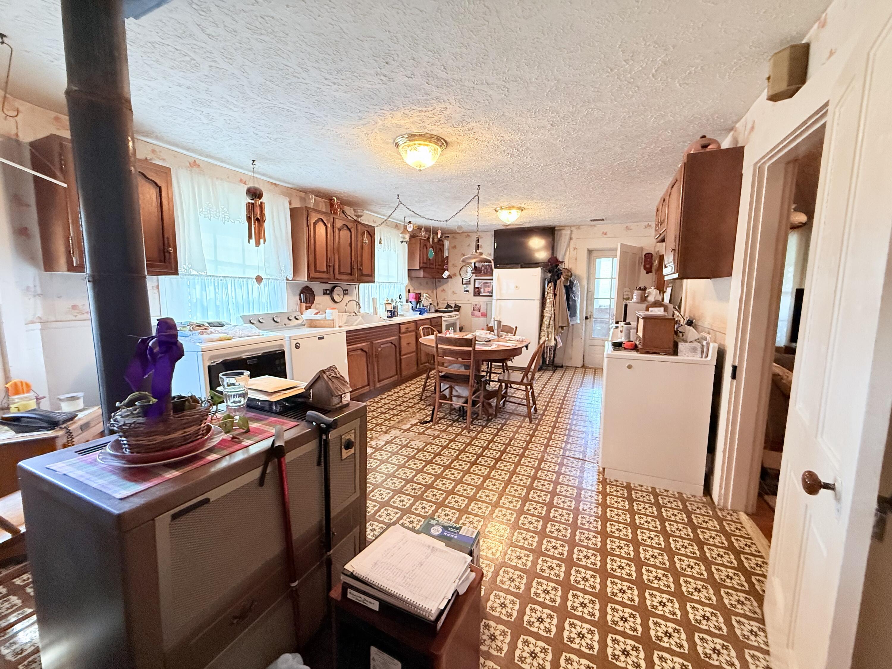 1363 Levy Road Property Photo 22