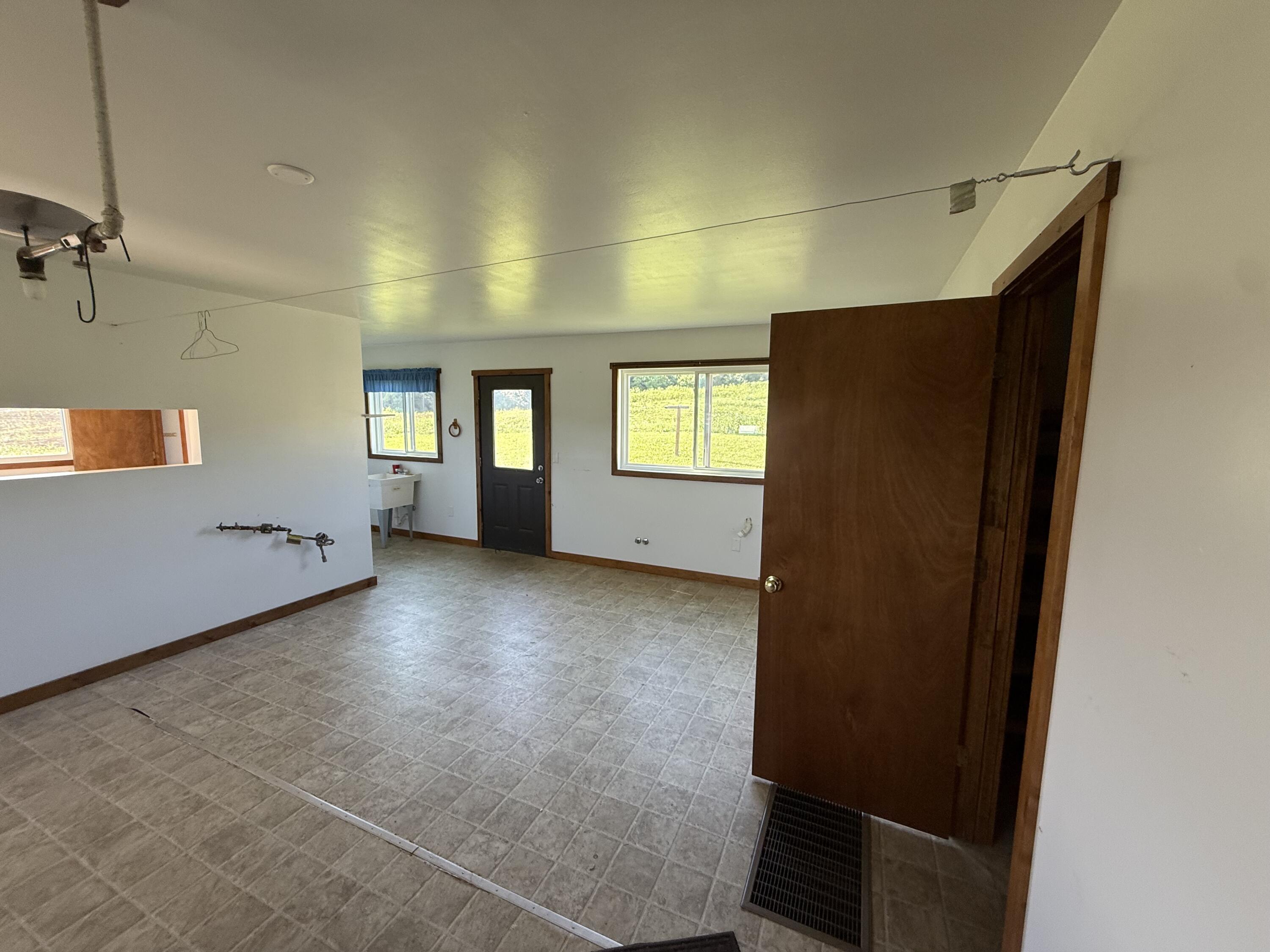 375 Coleman Lane Property Photo 11