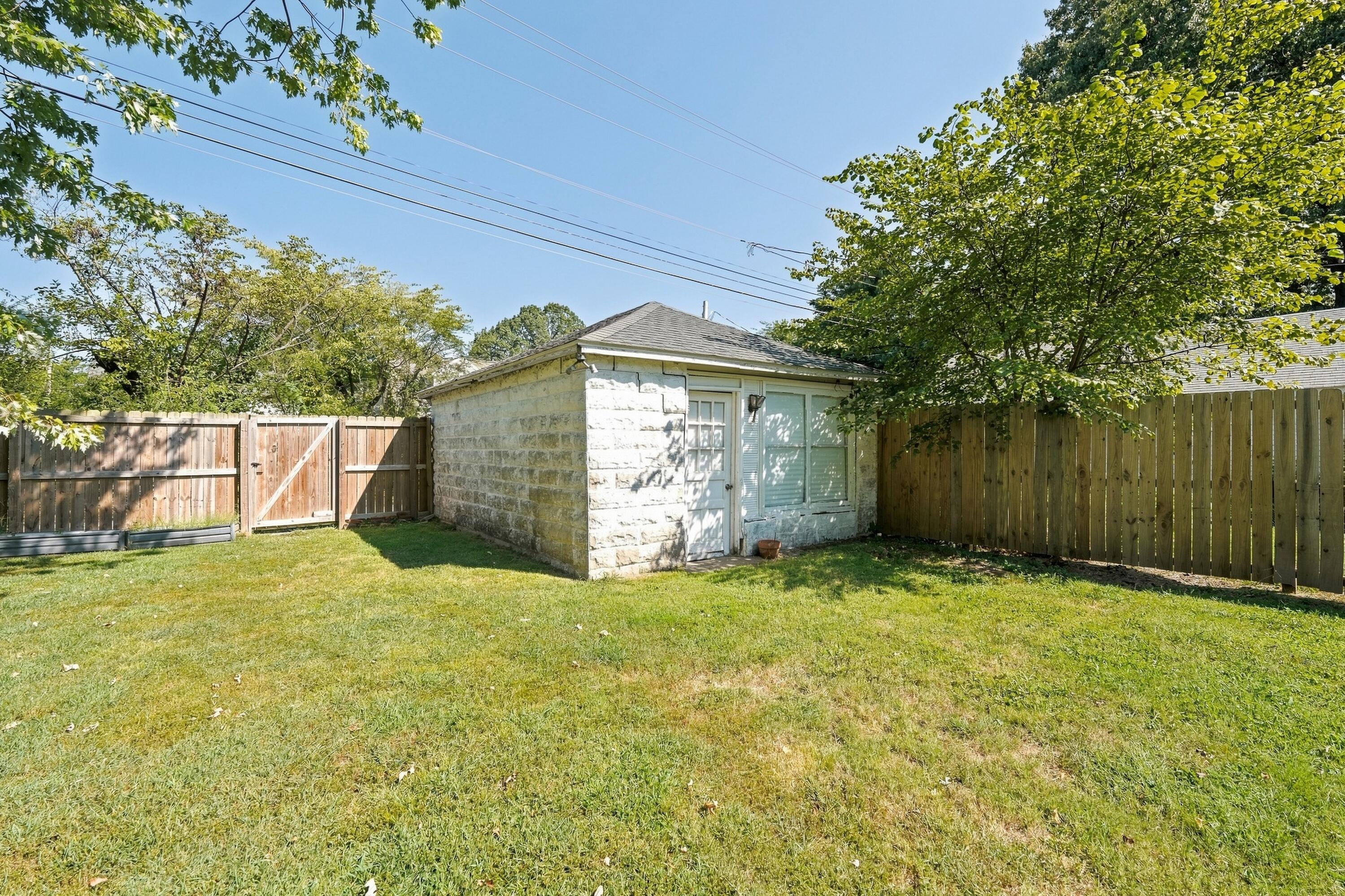 3225 Jefferson Street Property Photo 11