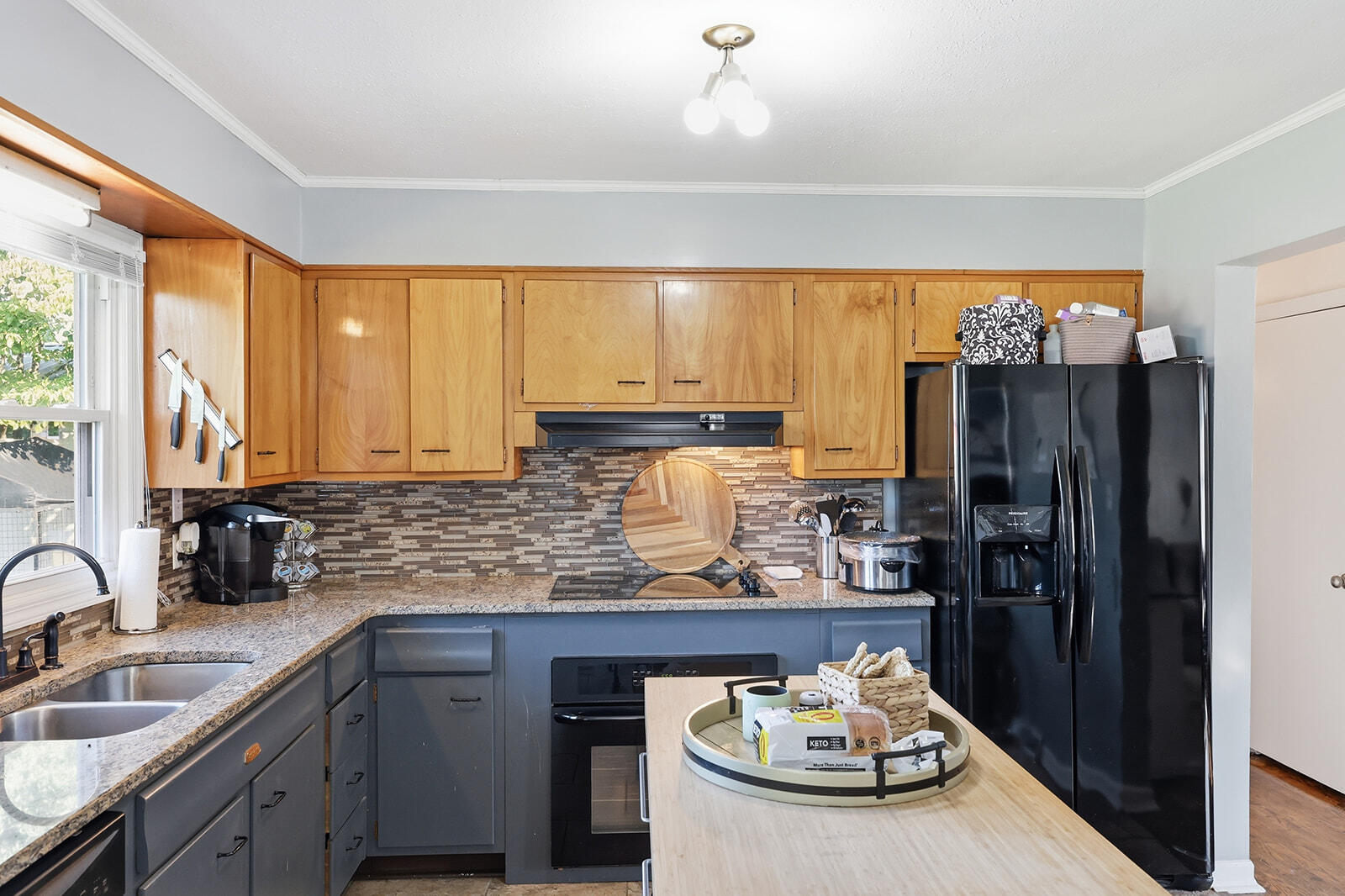 111 Park Lane Property Photo 3
