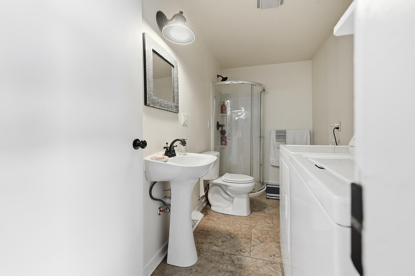 111 Park Lane Property Photo 19