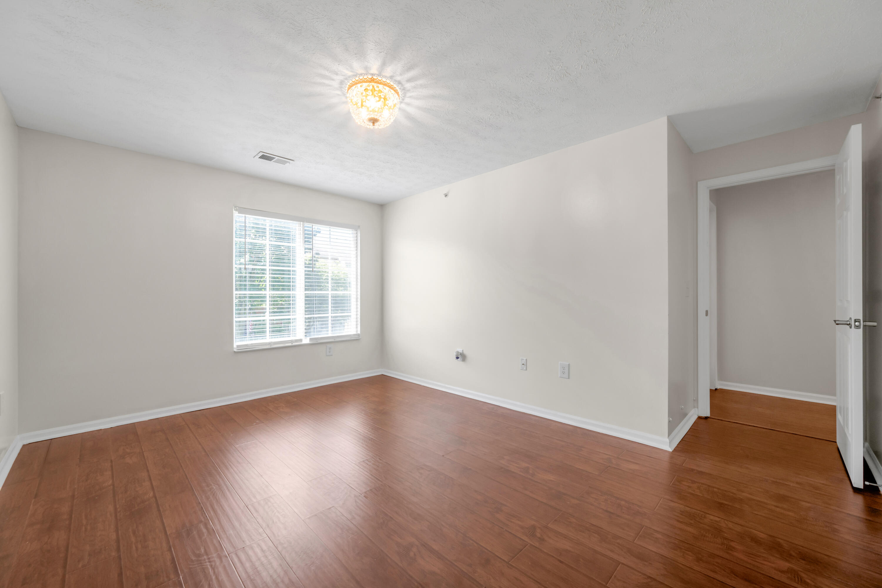 600 Vincent Way 2208 Property Photo 11