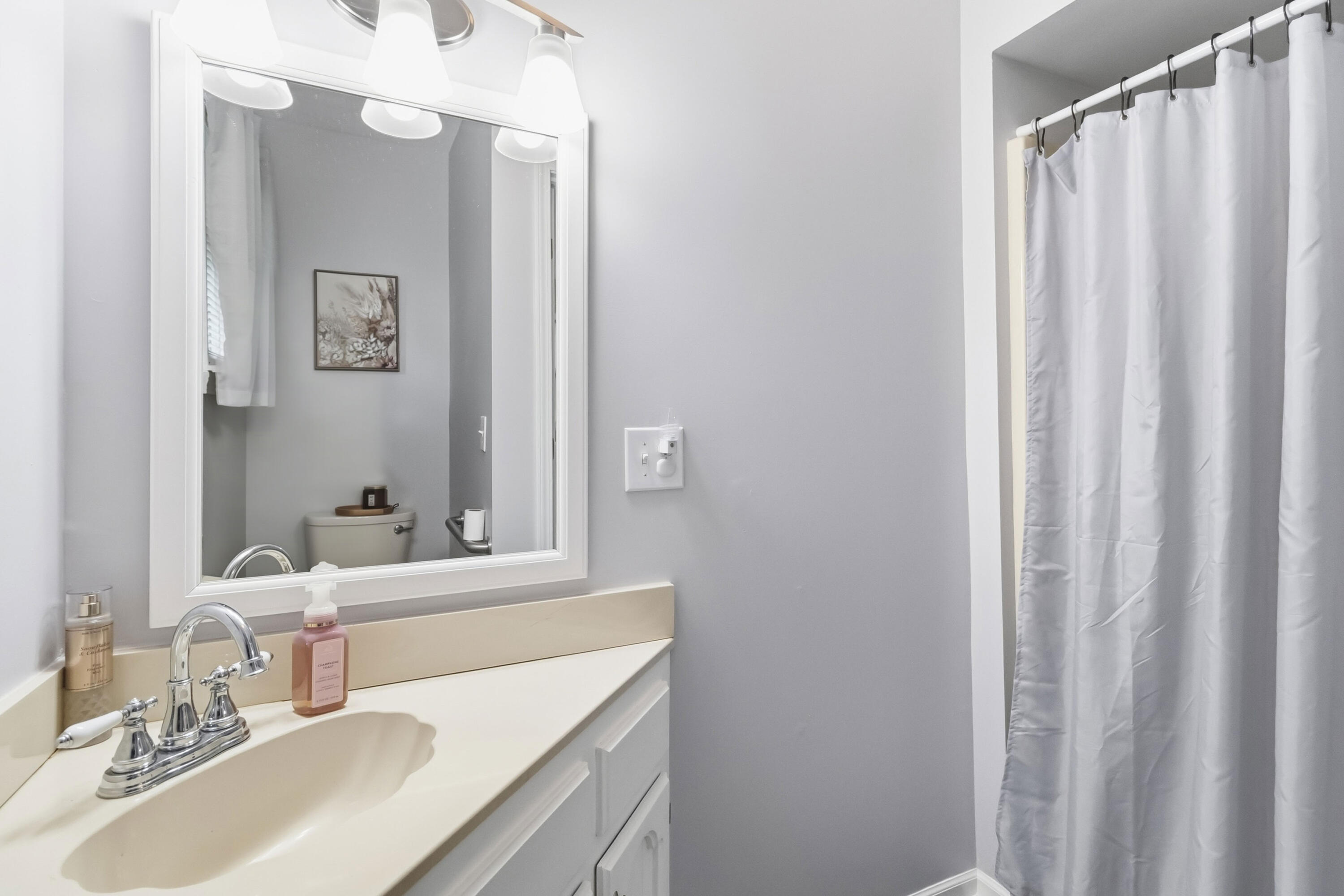 1207 Yorkshire Estates Road Property Photo 33
