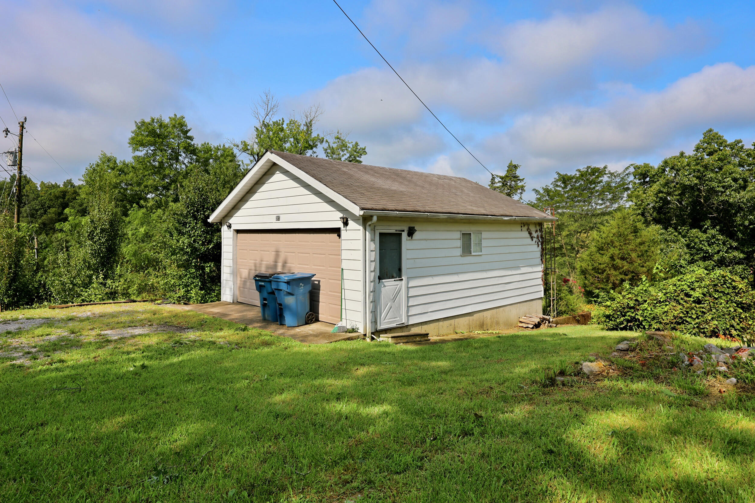 353 Mcfarland Drive Property Photo 27