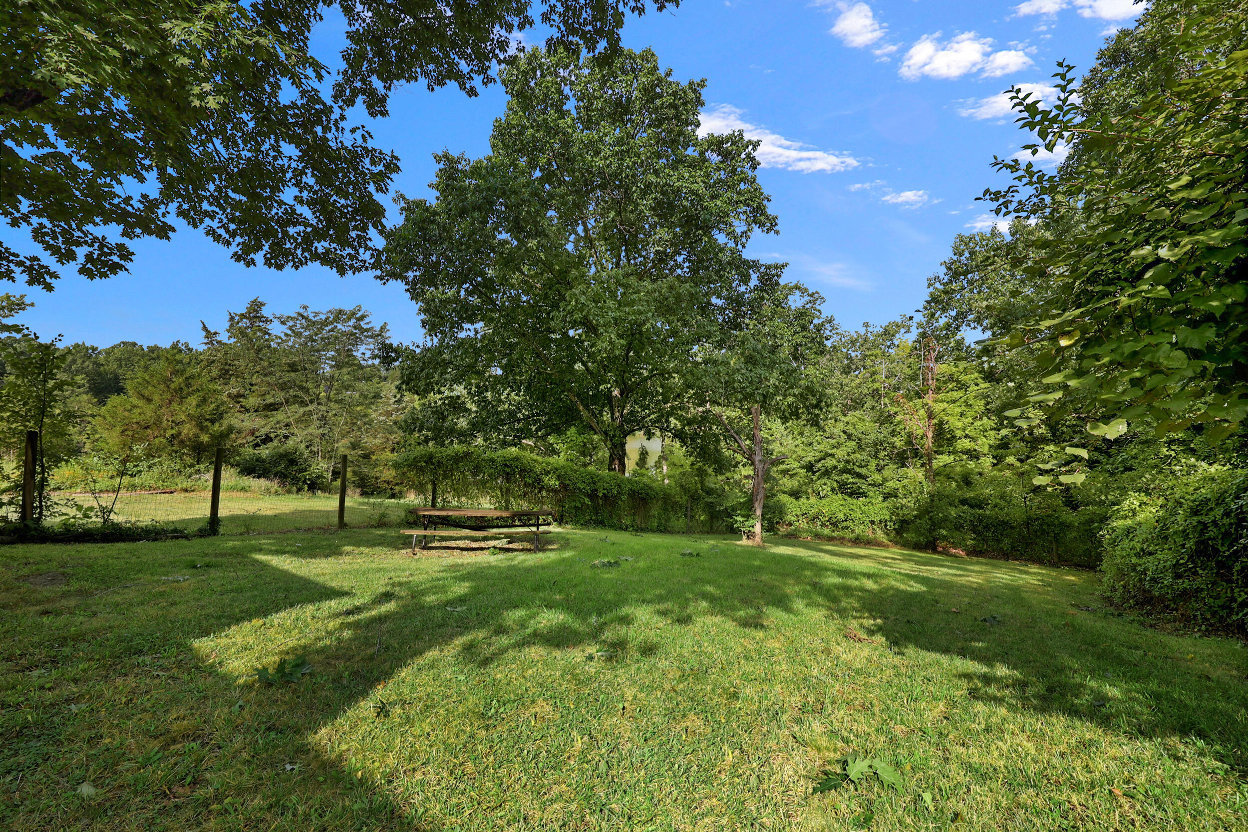 353 Mcfarland Drive Property Photo 47