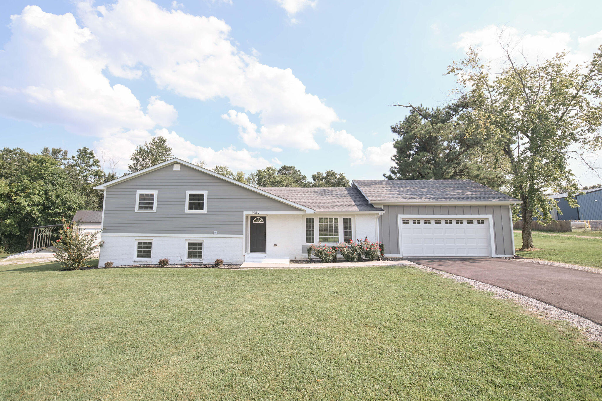 2063 State Highway 58 E Property Photo 1