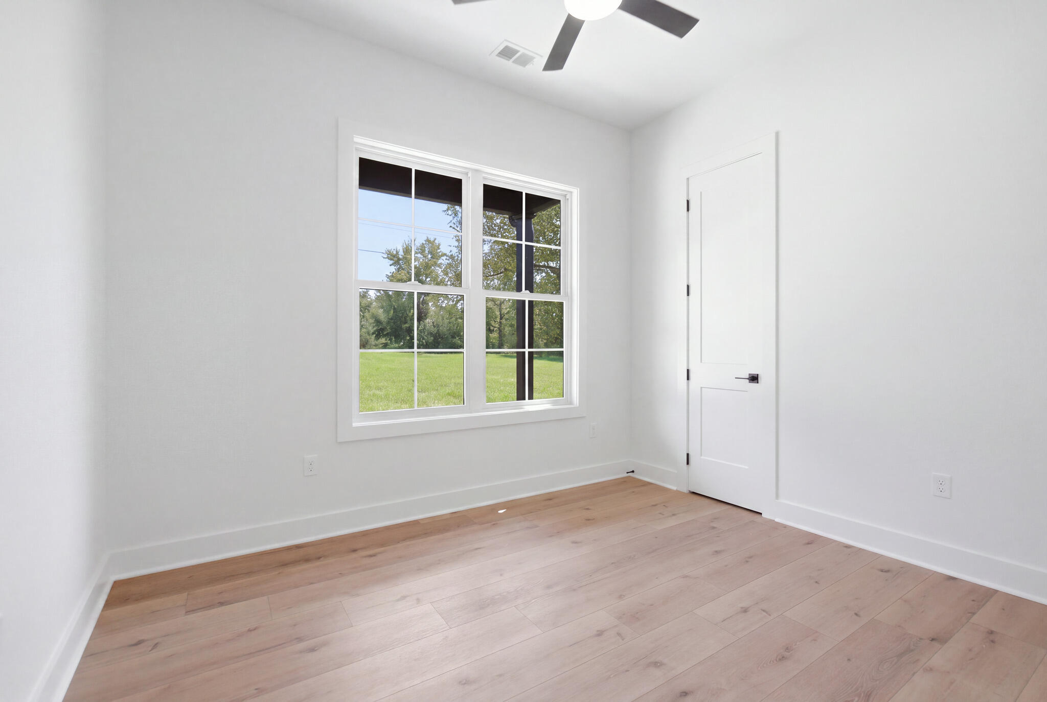 106 Sena Way Property Photo 23