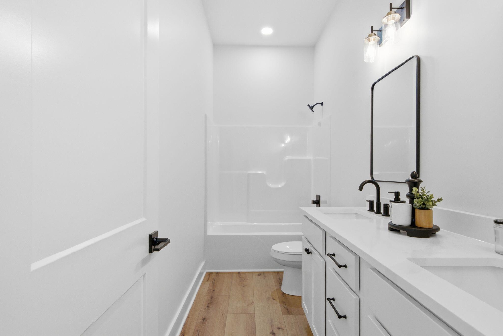 106 Sena Way Property Photo 27