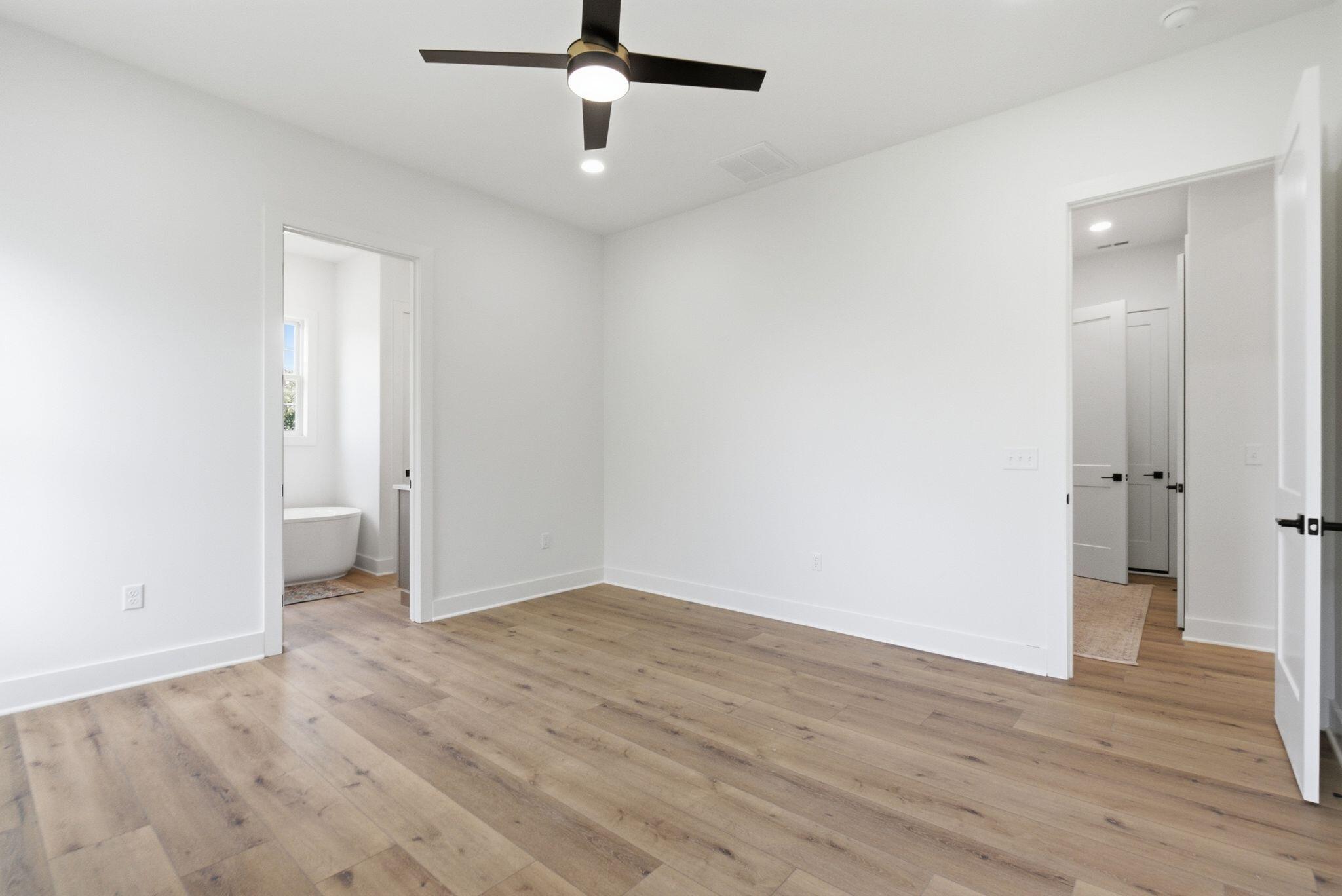 106 Sena Way Property Photo 34