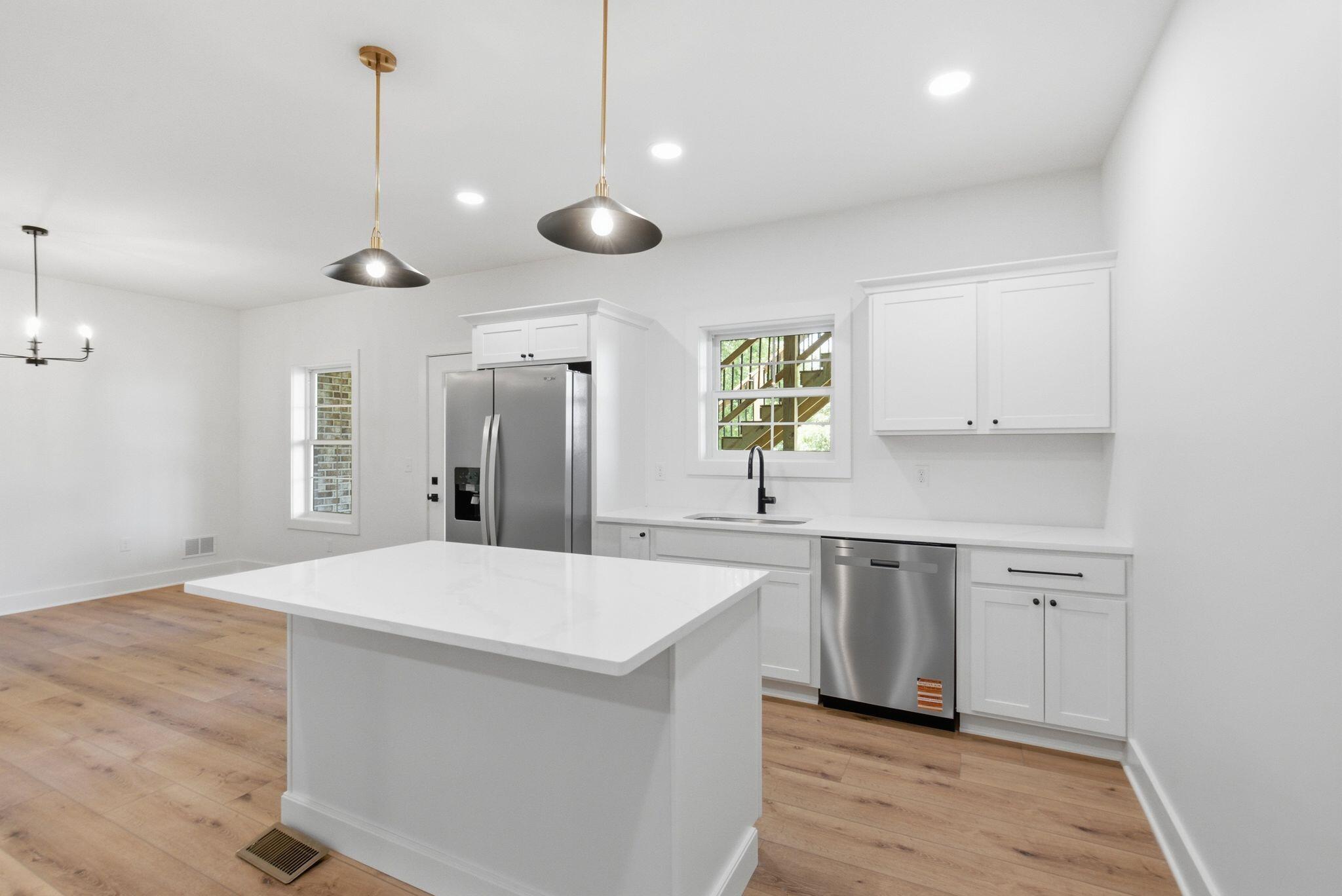 106 Sena Way Property Photo 48