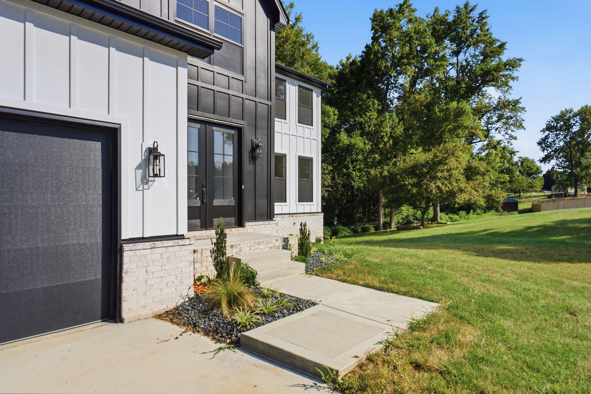 118 Oreda Drive Property Photo 6