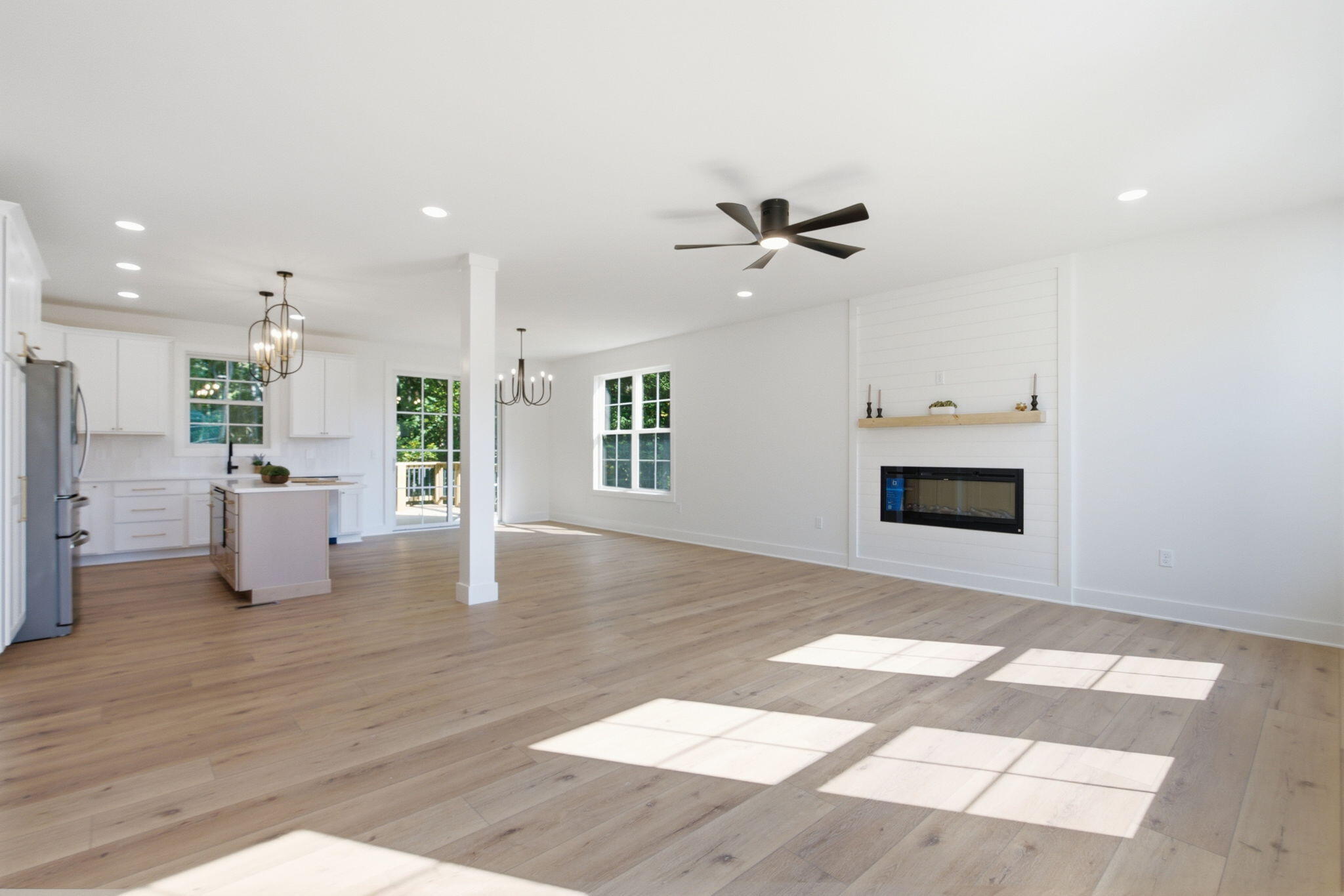 118 Oreda Drive Property Photo 10