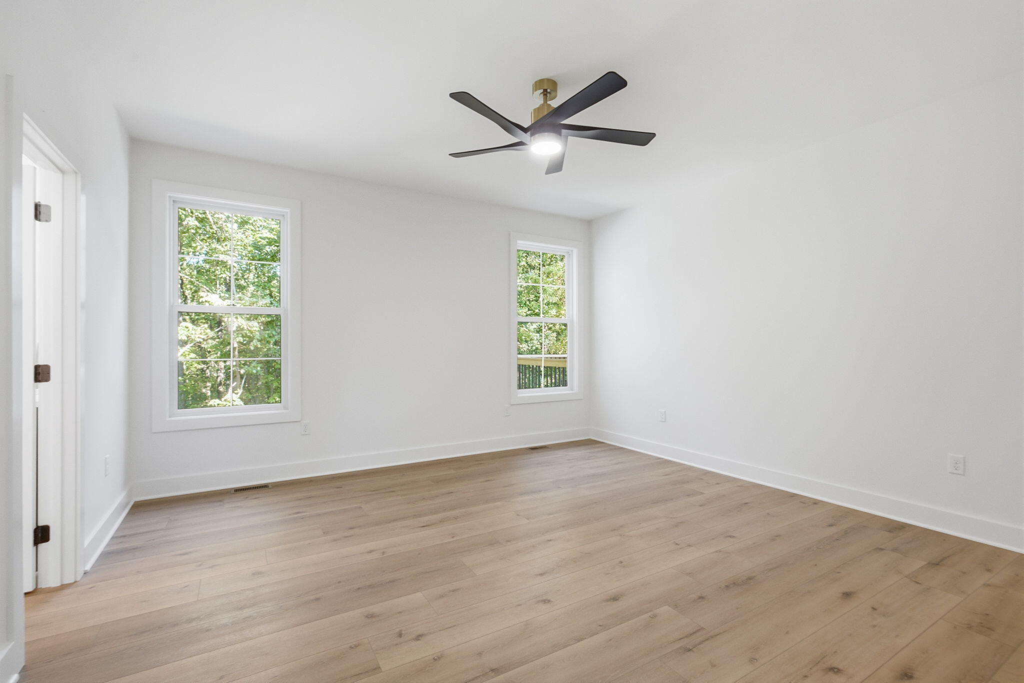 118 Oreda Drive Property Photo 29