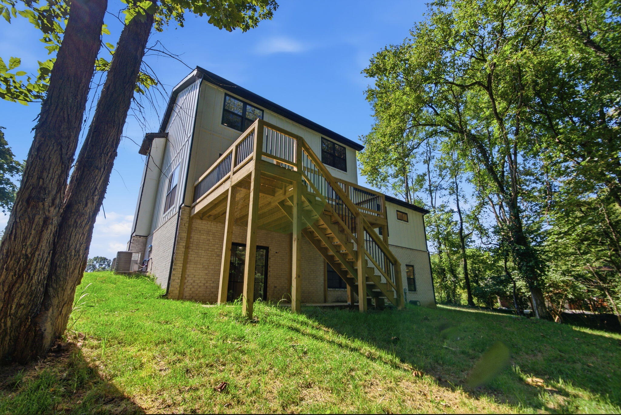 118 Oreda Drive Property Photo 86