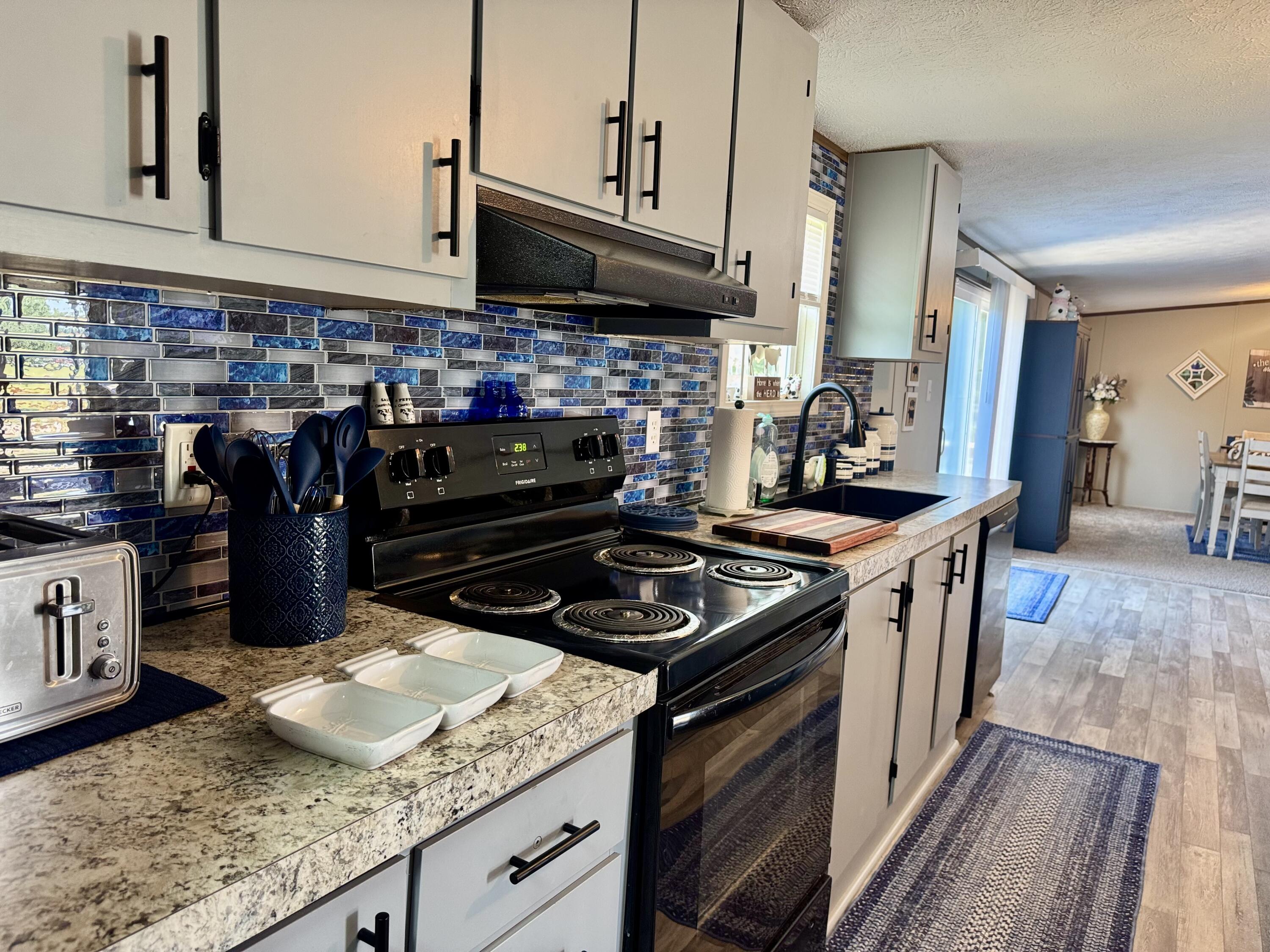 960 Charlie Norris Road Property Photo 14