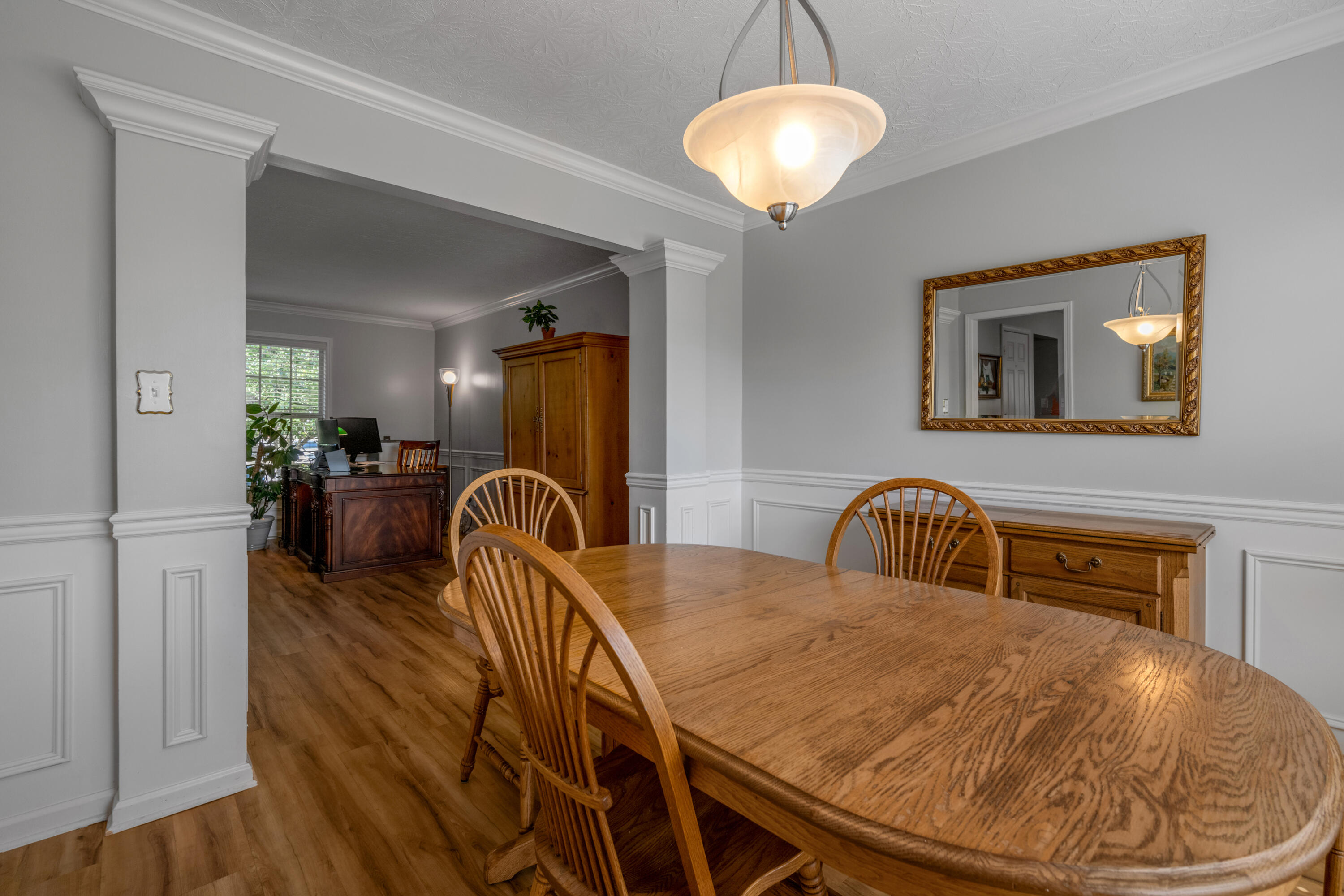 532 Meadowcrest Park Property Photo 8