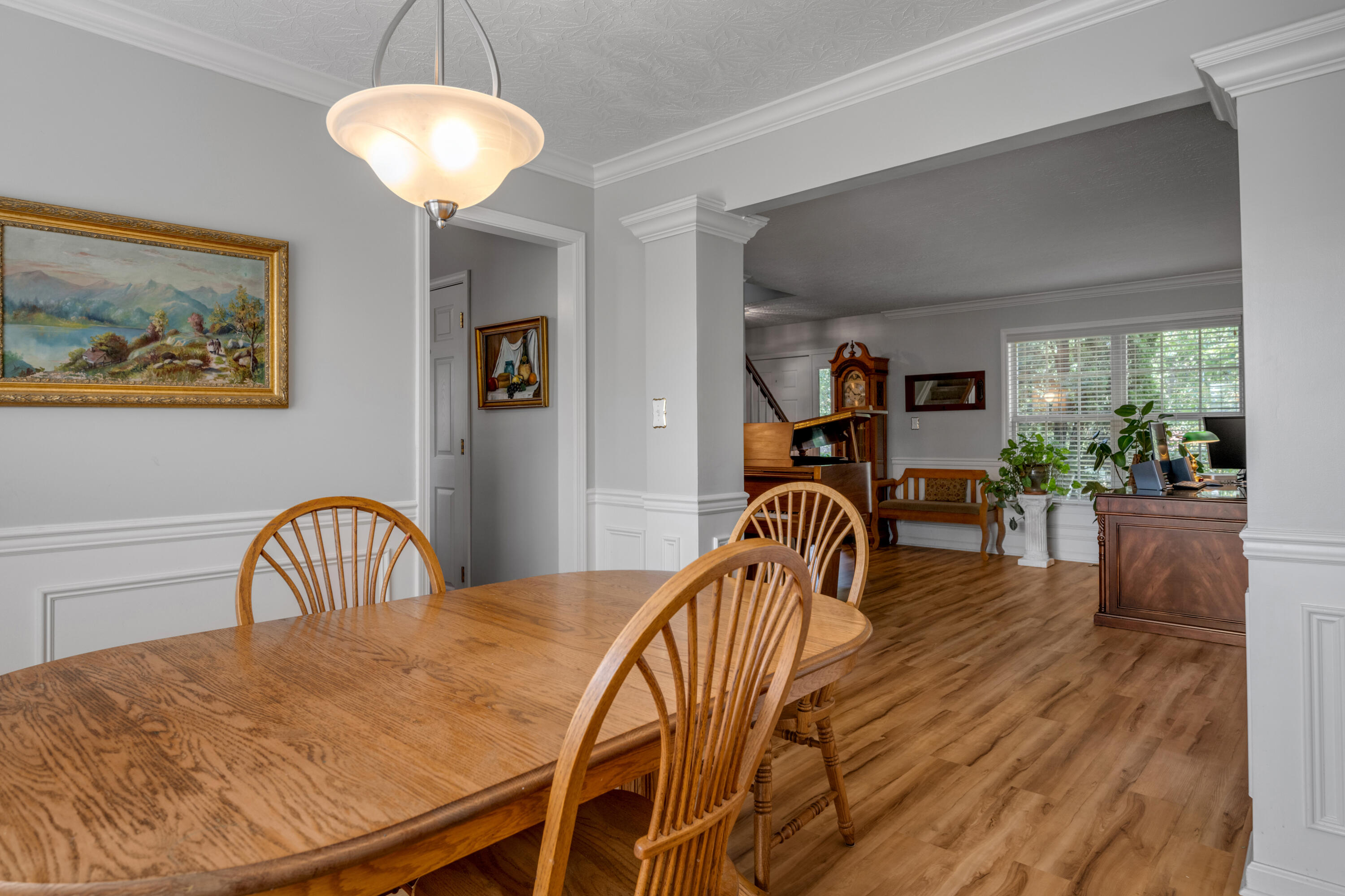 532 Meadowcrest Park Property Photo 9