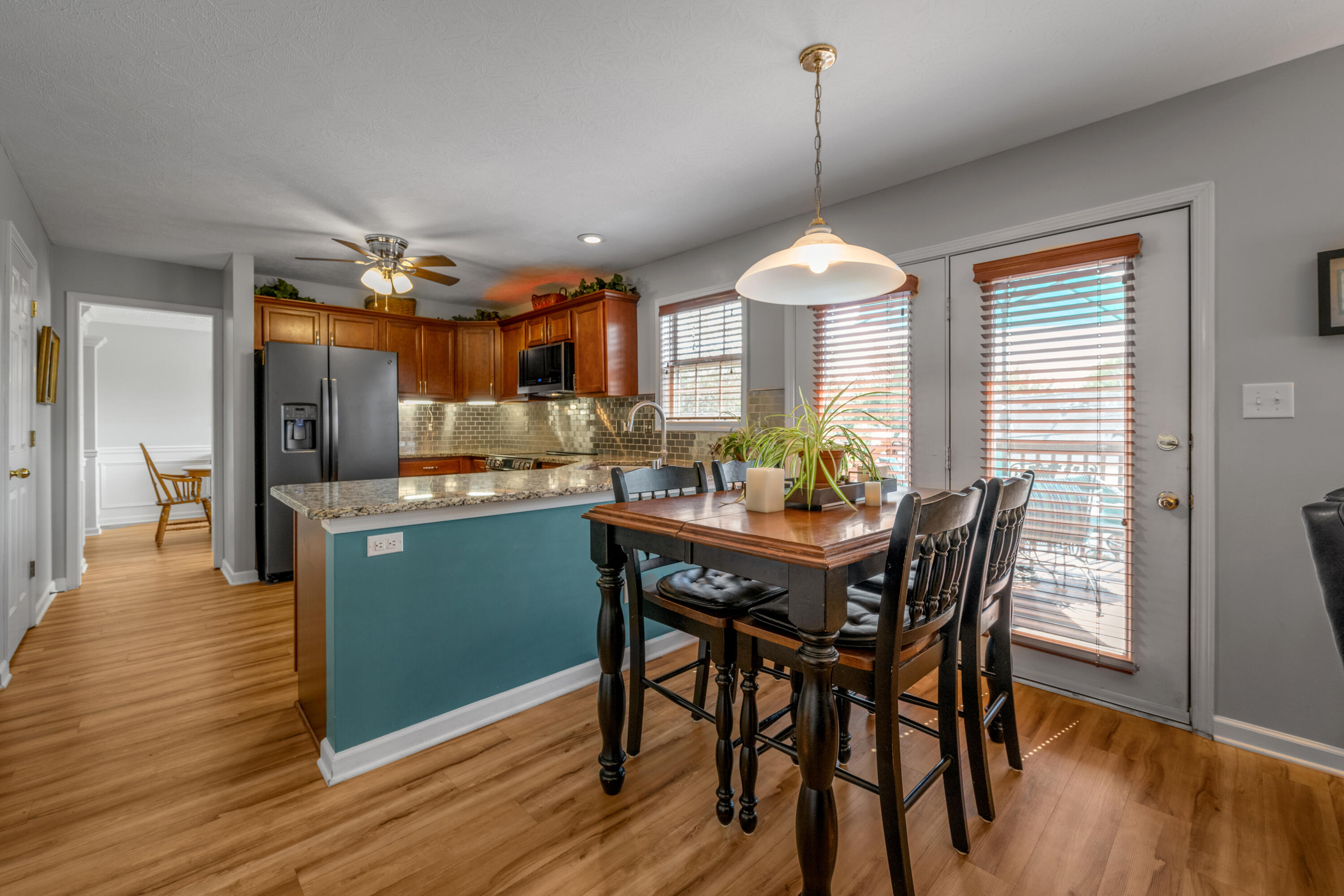 532 Meadowcrest Park Property Photo 17