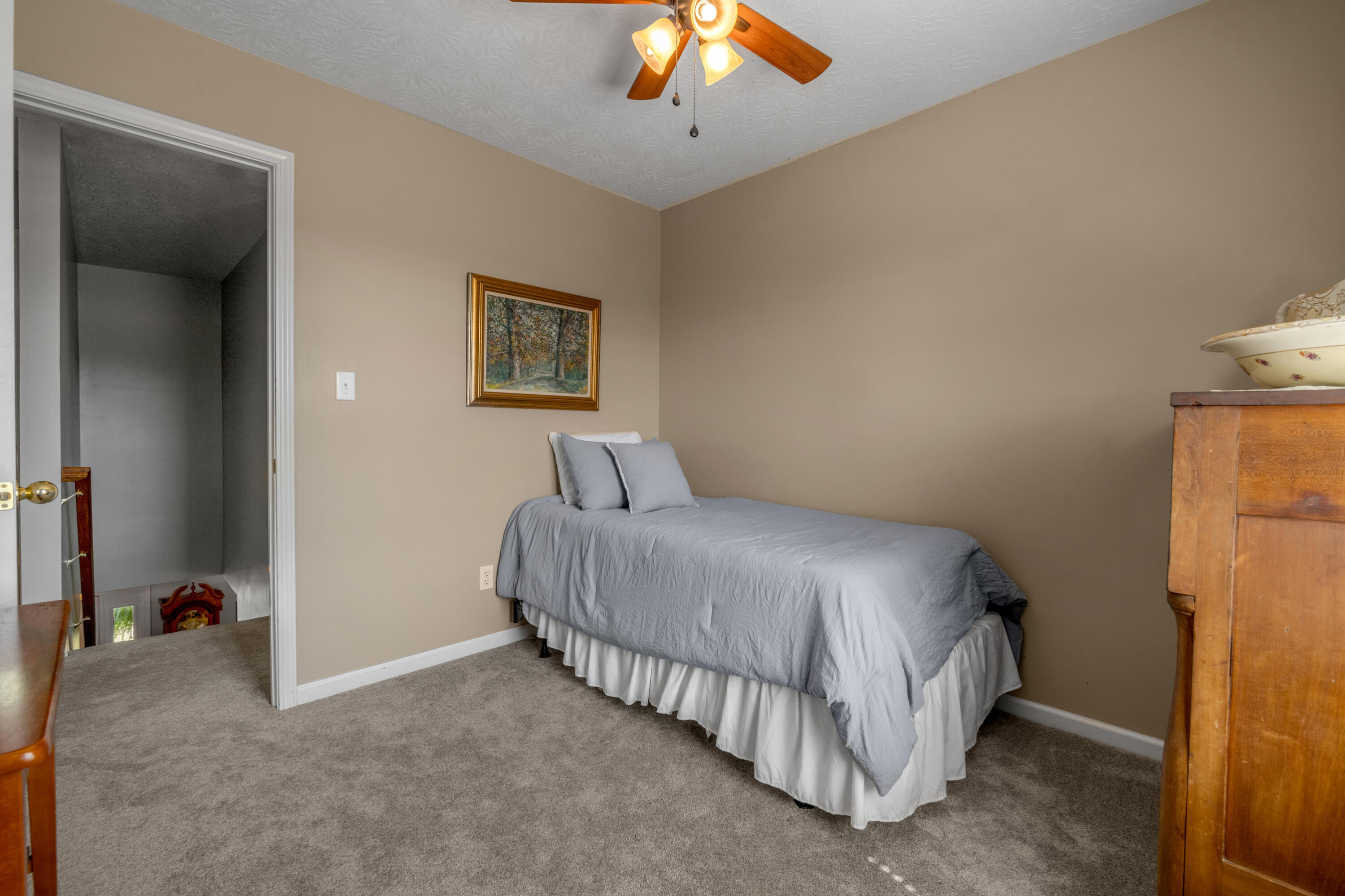 532 Meadowcrest Park Property Photo 35