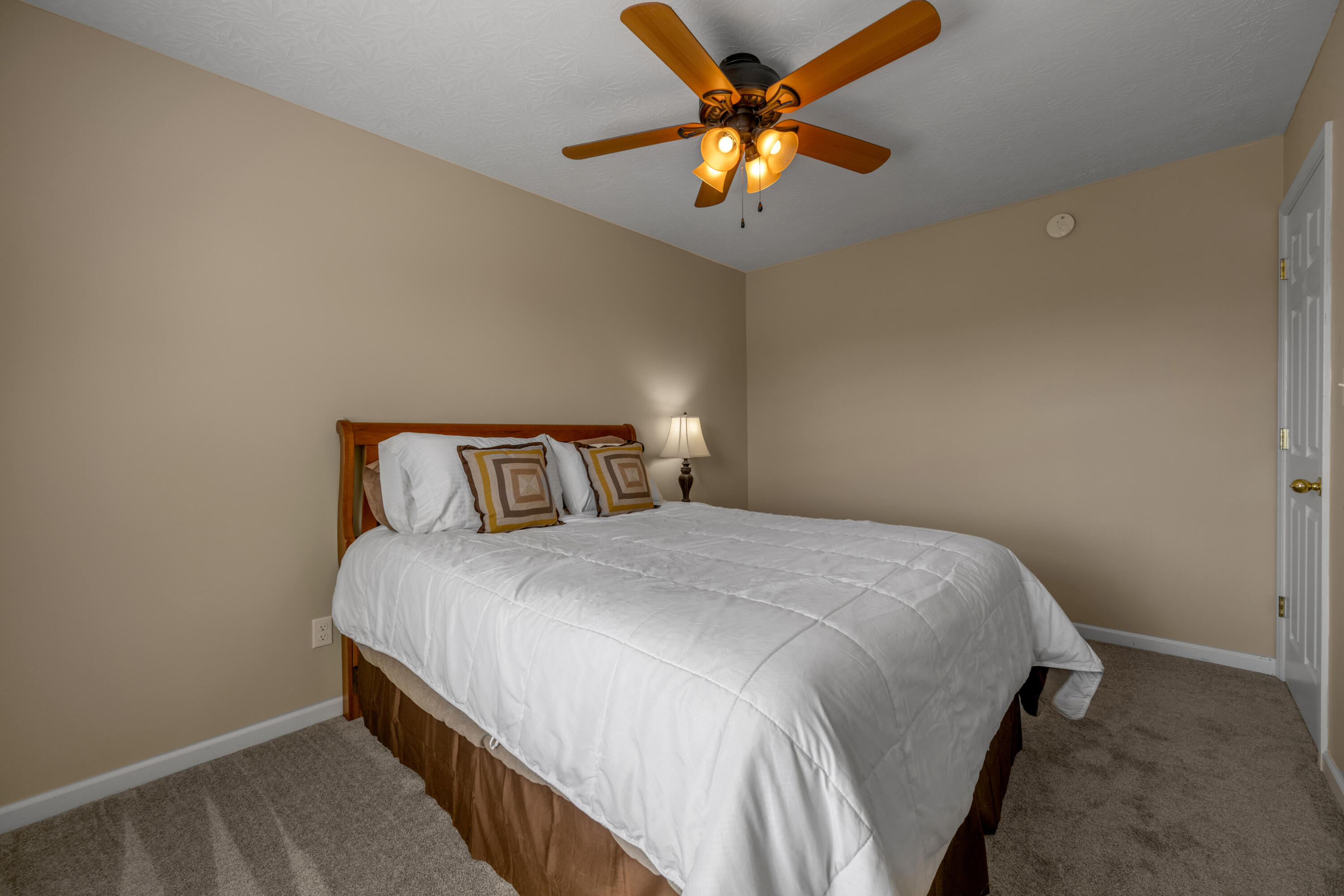 532 Meadowcrest Park Property Photo 37