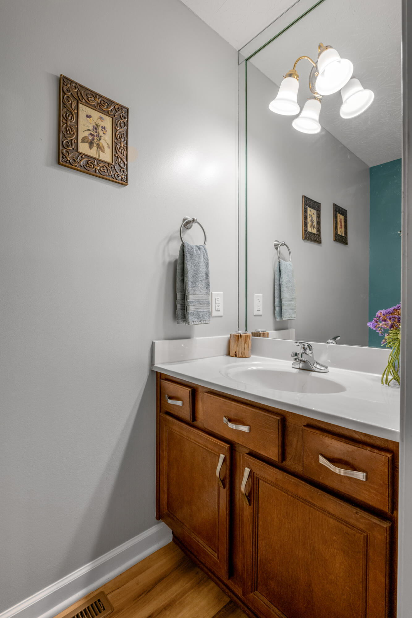 532 Meadowcrest Park Property Photo 39