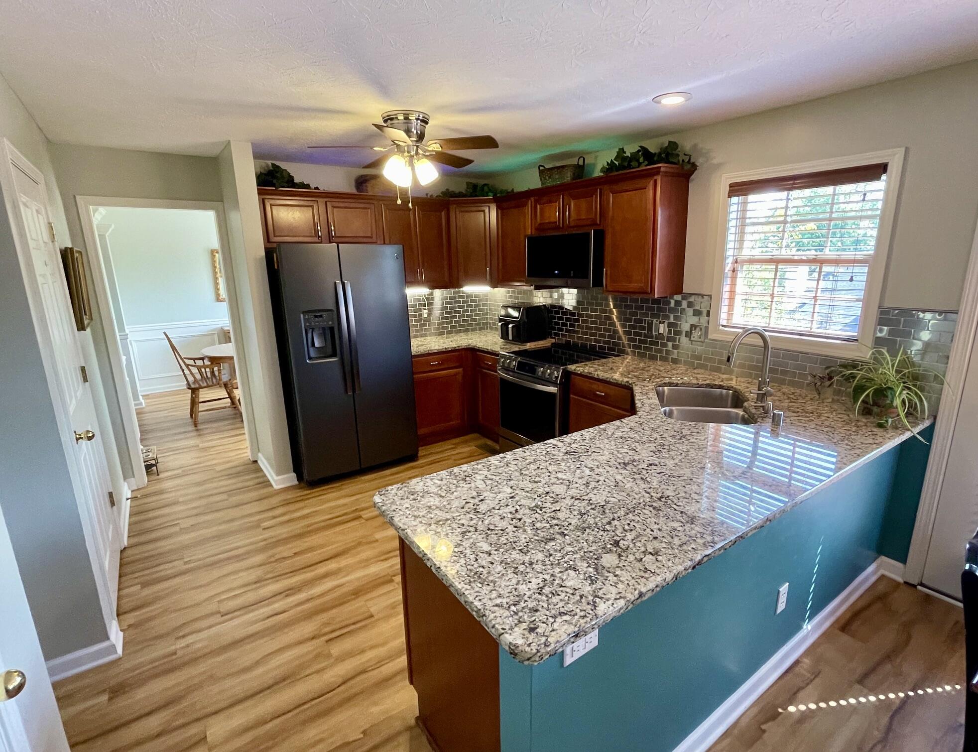 532 Meadowcrest Park Property Photo 75